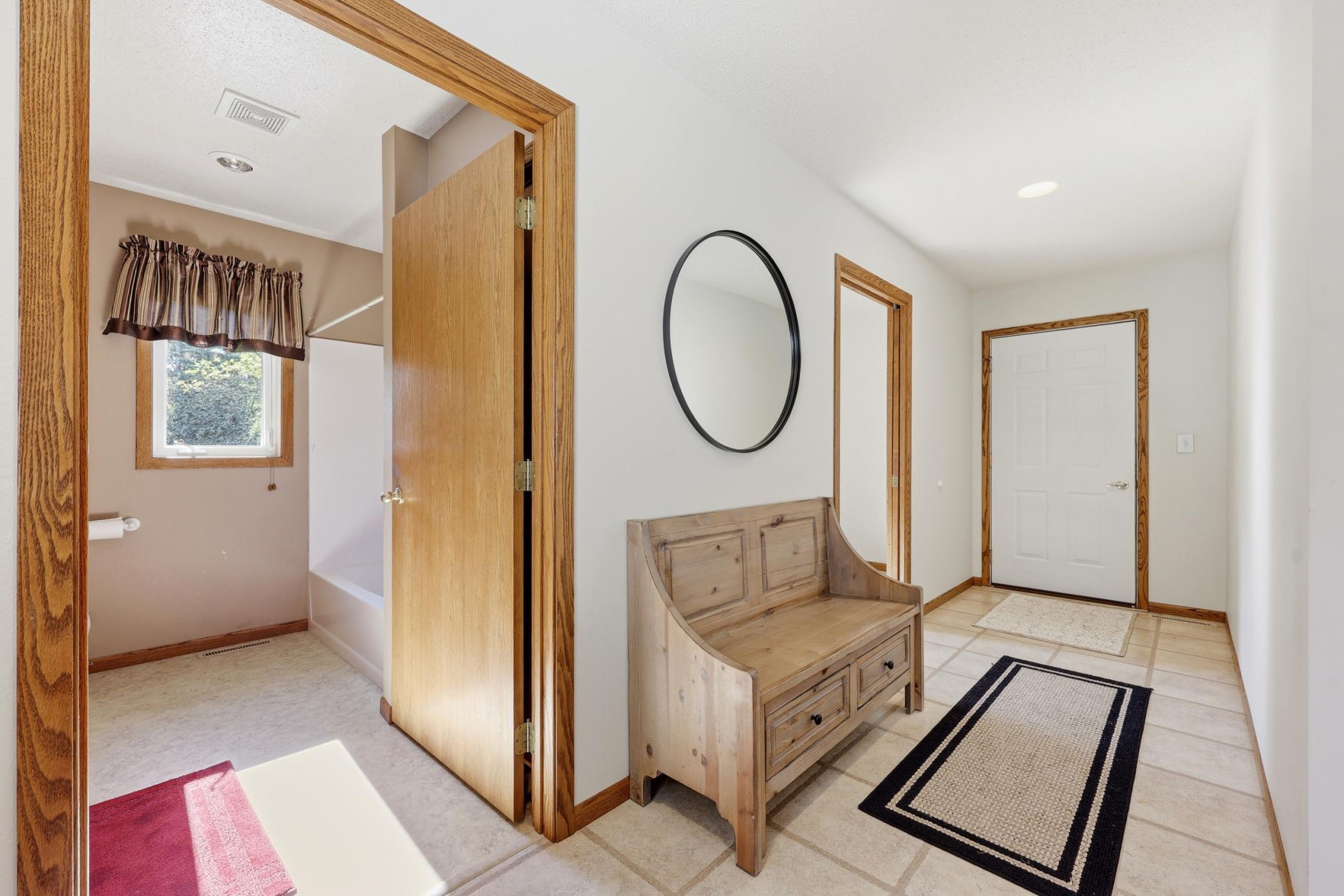 1991 single family home for sale at 6775 50th Avenue S in Sabin, MN — 4 bed, 4 bath (photo 34 of 57)