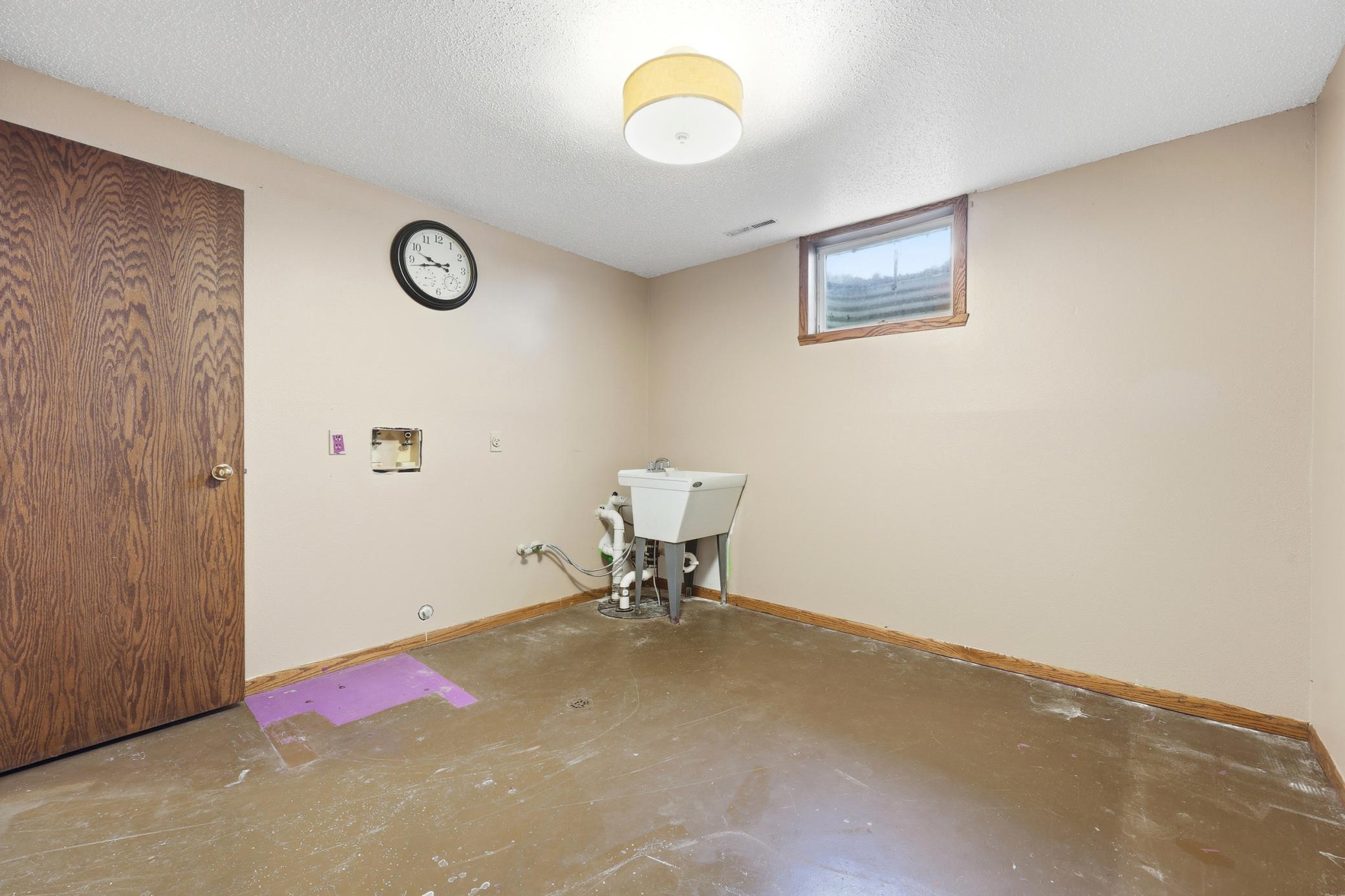 1991 single family home for sale at 6775 50th Avenue S in Sabin, MN — 4 bed, 4 bath (photo 41 of 57)