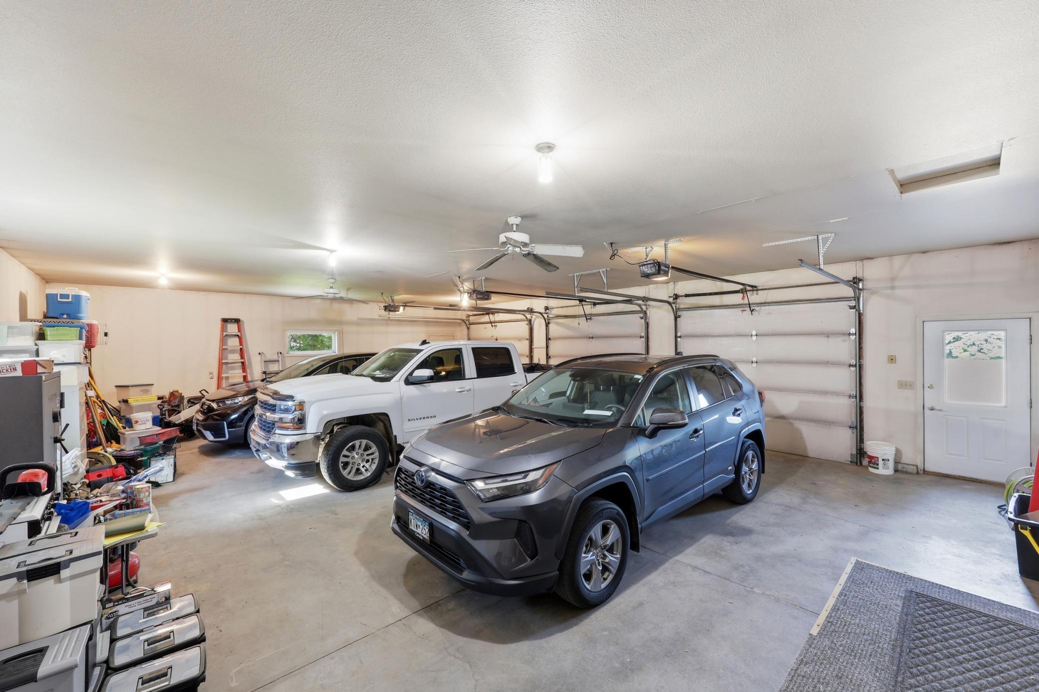 1991 single family home for sale at 6775 50th Avenue S in Sabin, MN — 4 bed, 4 bath (photo 45 of 57)