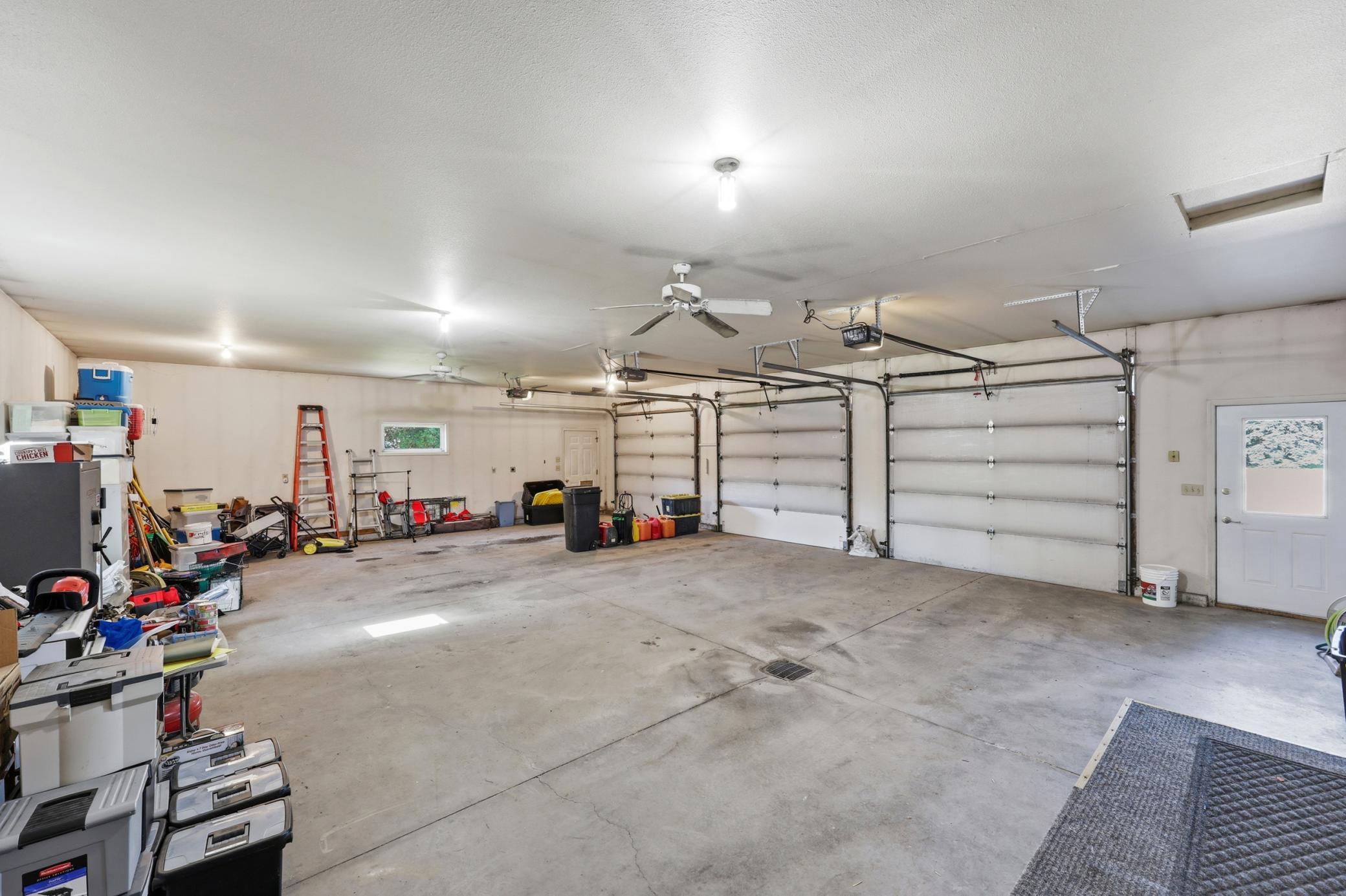 1991 single family home for sale at 6775 50th Avenue S in Sabin, MN — 4 bed, 4 bath (photo 46 of 57)