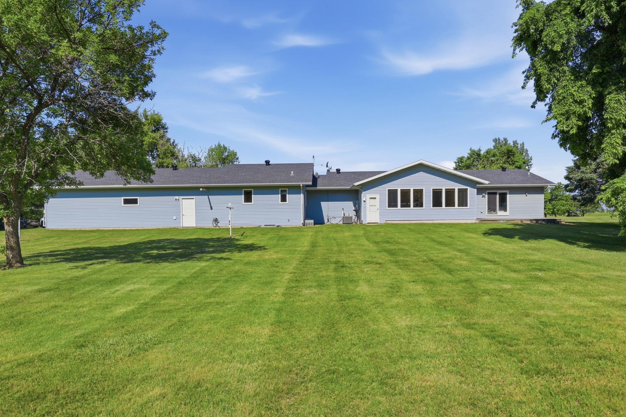 1991 single family home for sale at 6775 50th Avenue S in Sabin, MN — 4 bed, 4 bath (photo 51 of 57)