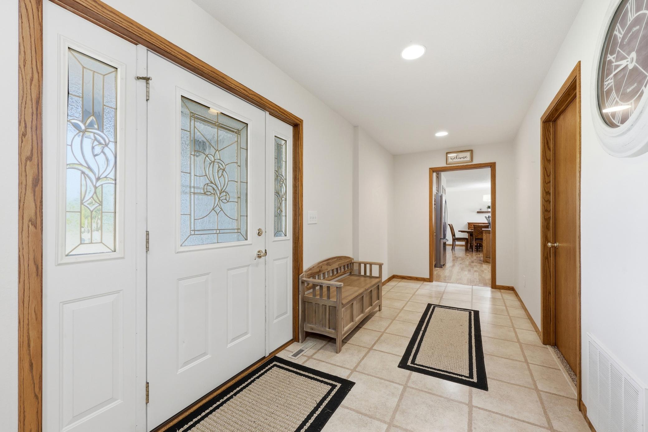 1991 single family home for sale at 6775 50th Avenue S in Sabin, MN — 4 bed, 4 bath (photo 8 of 57)