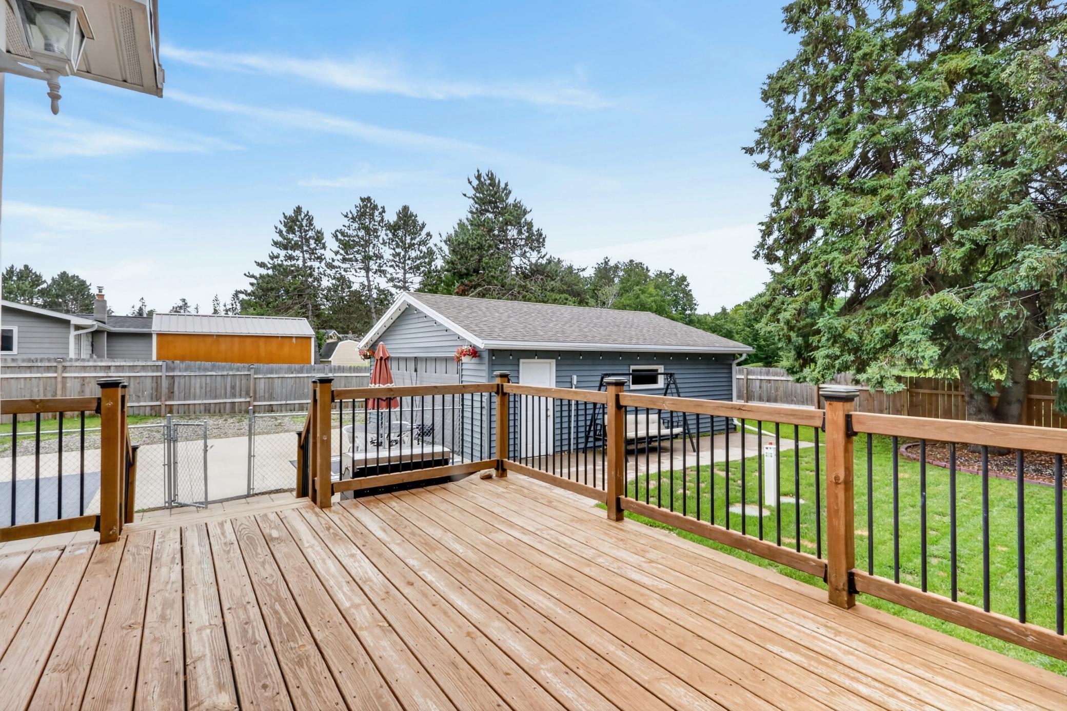 2105 Strader Drive, Grand Rapids MN 55744 - Photo 11 of 48