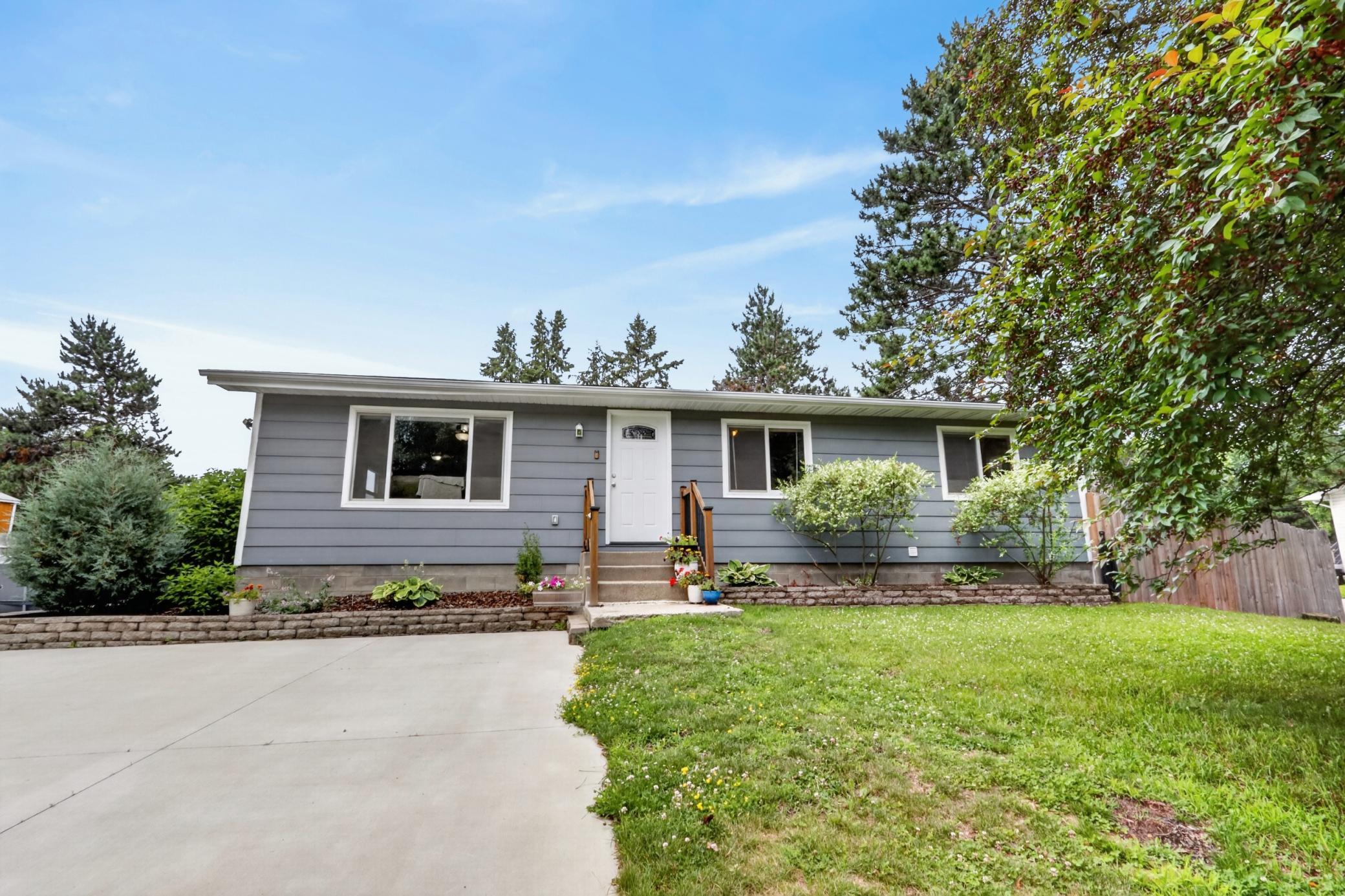2105 Strader Drive, Grand Rapids MN 55744 - Photo 3 of 48