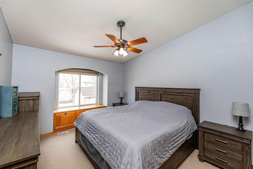 4291 39th Avenue S, Fargo ND 58104 - Photo 12 of 34