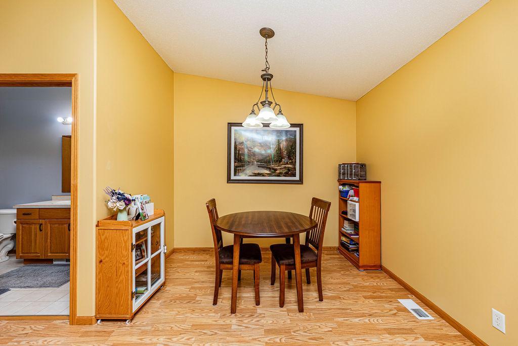 4291 39th Avenue S, Fargo ND 58104 - Photo 5 of 34