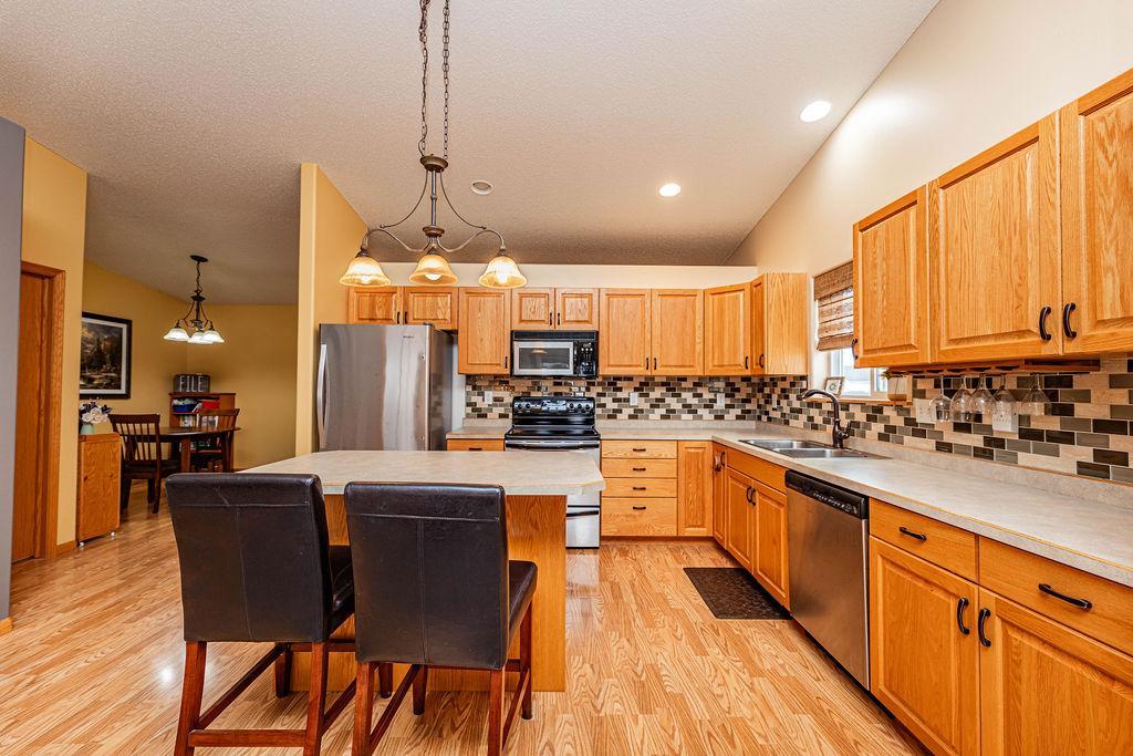 4291 39th Avenue S, Fargo ND 58104 - Photo 9 of 34