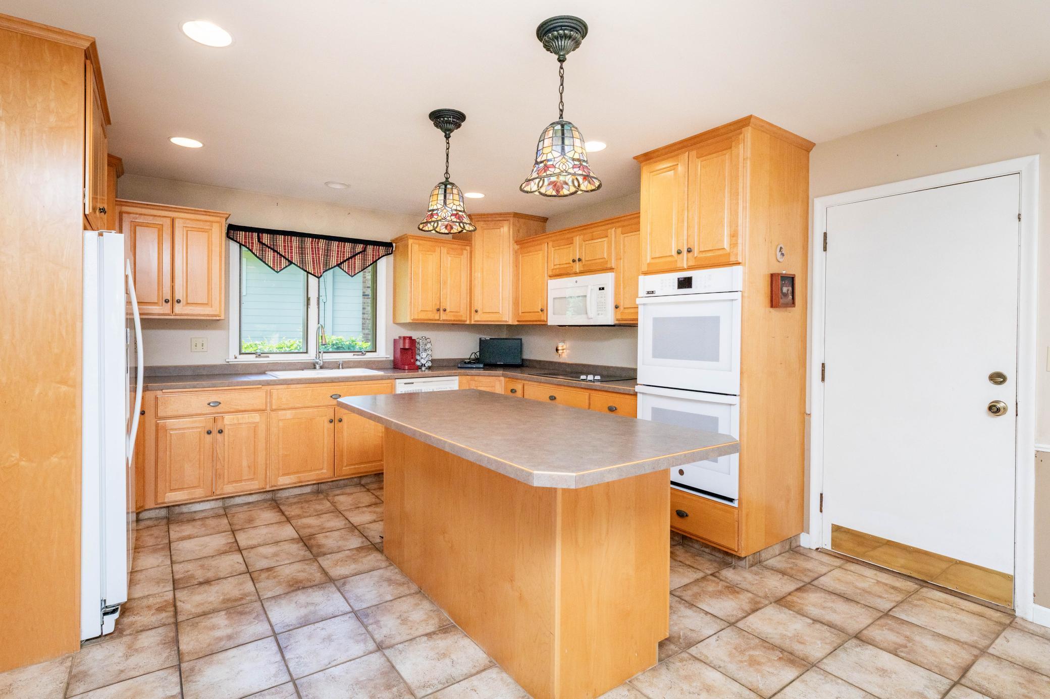 2474 W Country Club Drive S, Fargo ND 58103 - Photo 11 of 56