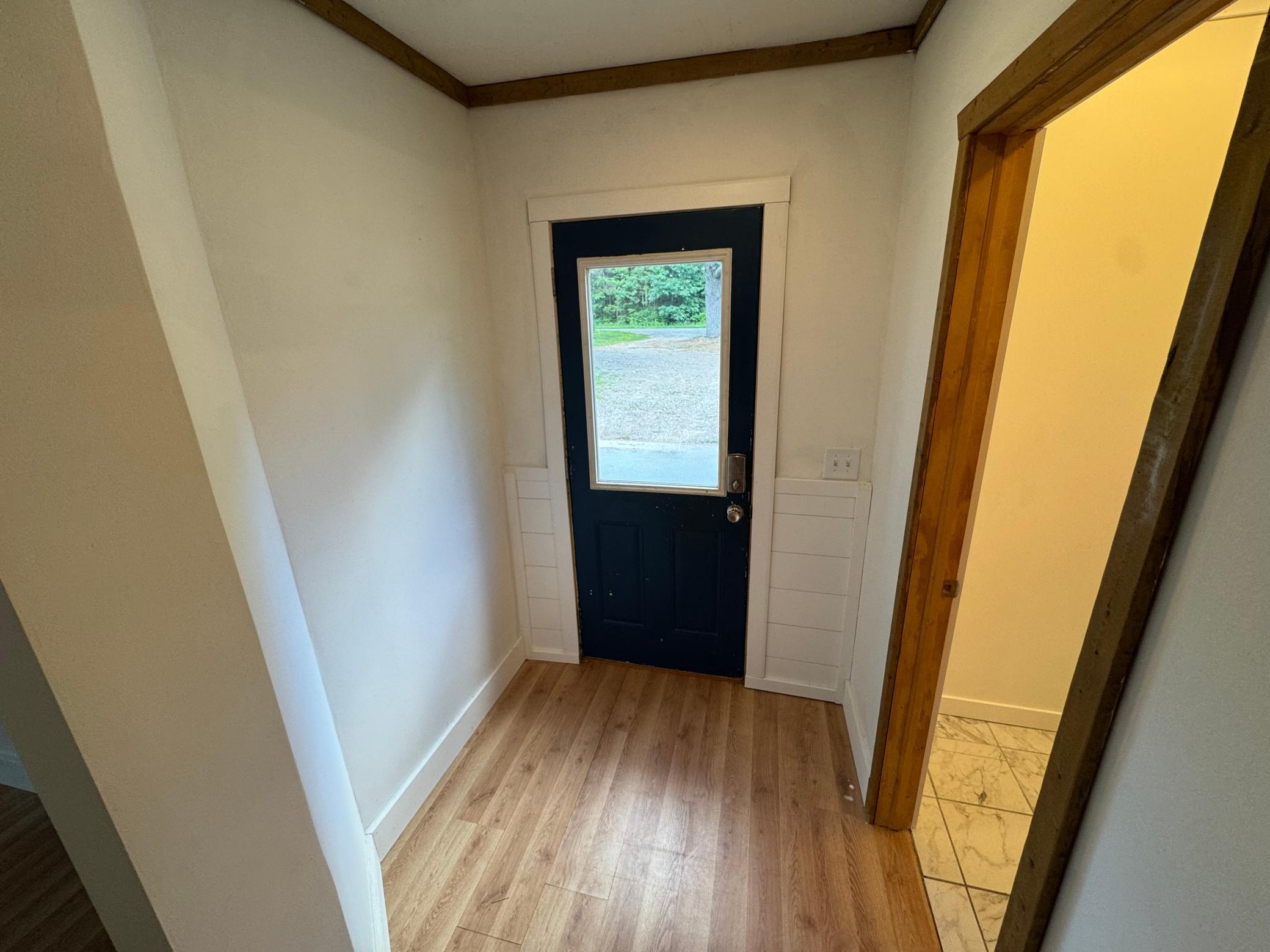 2022 single family home for sale at 3953 Jackpine Road in Brainerd, MN — 1 bed, 1 bath (photo 2 of 30)