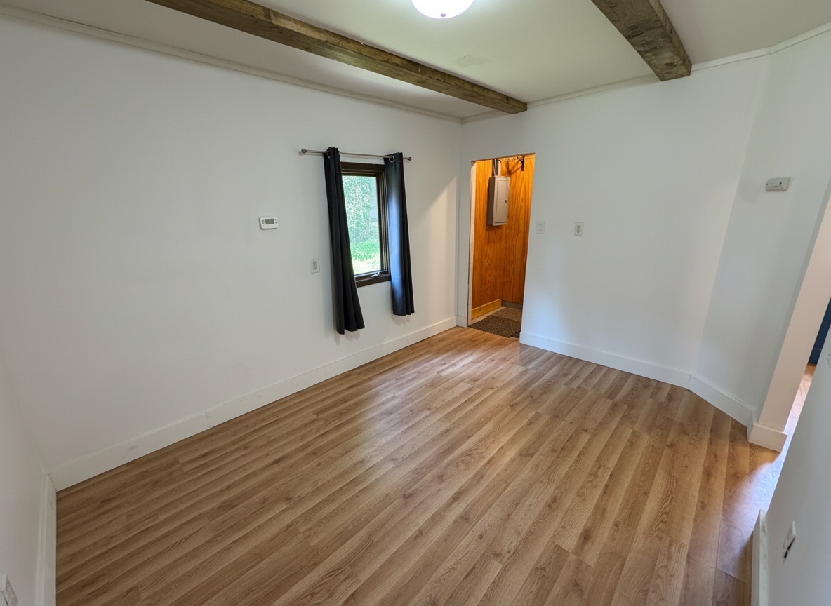 2022 single family home for sale at 3953 Jackpine Road in Brainerd, MN — 1 bed, 1 bath (photo 8 of 30)