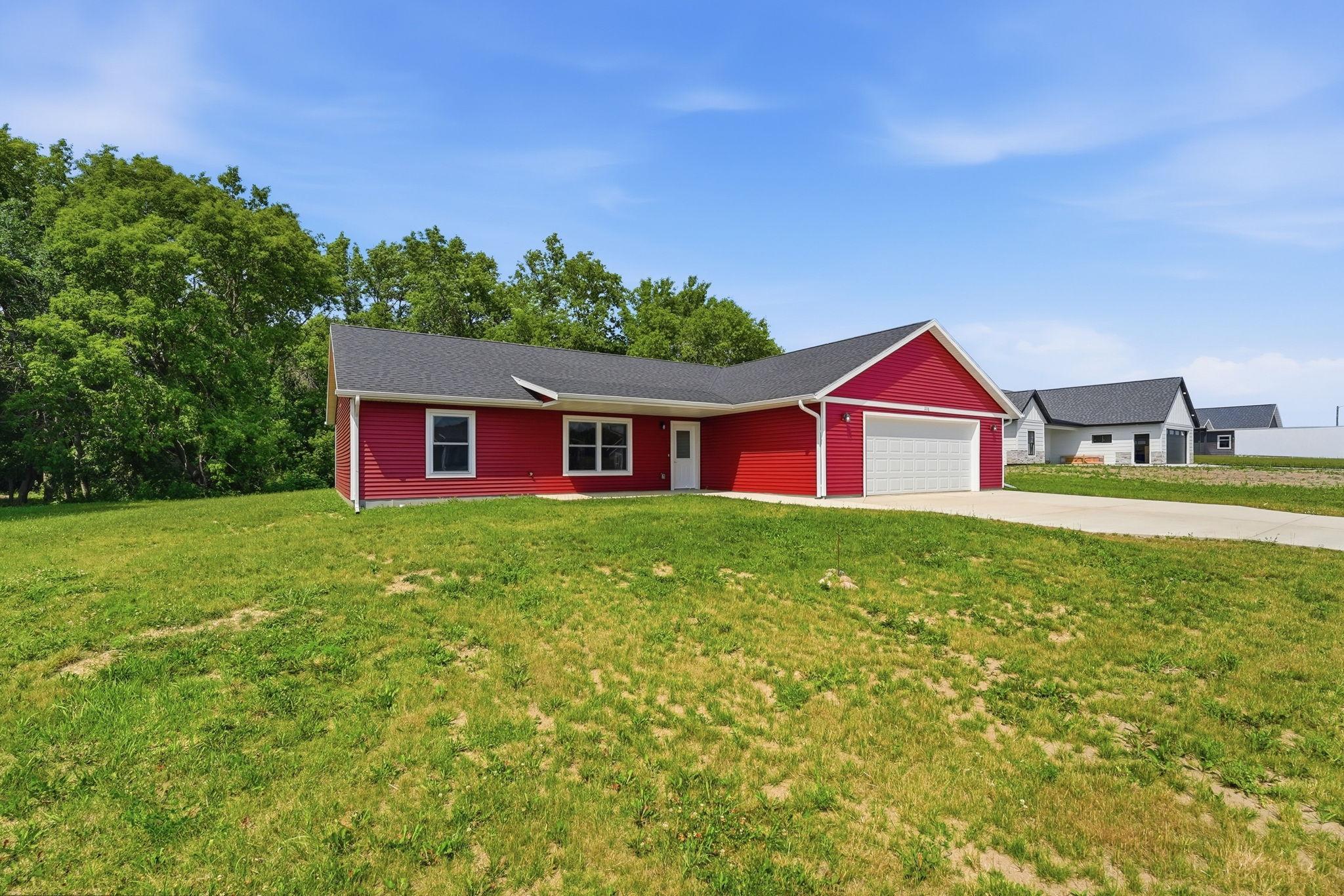2026 single family home for sale at 226 Greenview Lane in Miltona, MN — 3 bed, 2 bath (photo 2 of 36)