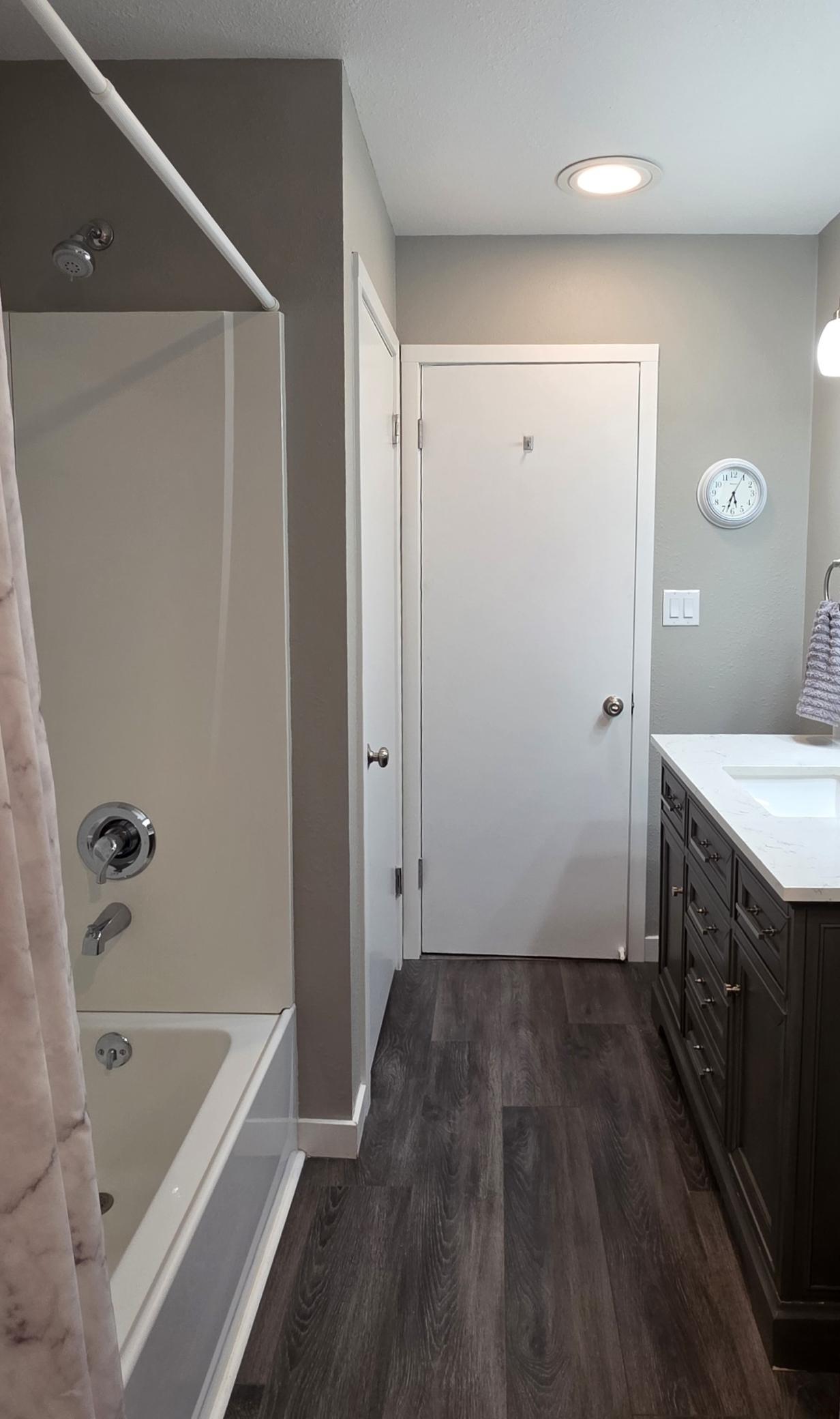 351 5th Street NW, Valley City ND 58072 - Photo 14 of 56