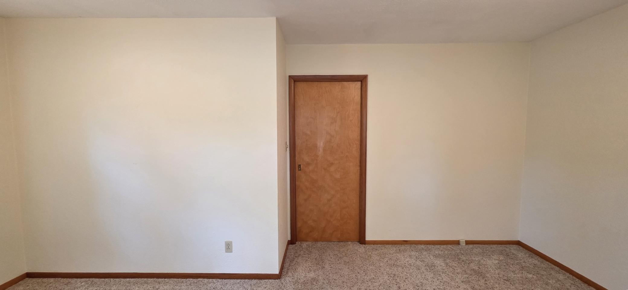 351 5th Street NW, Valley City ND 58072 - Photo 21 of 56