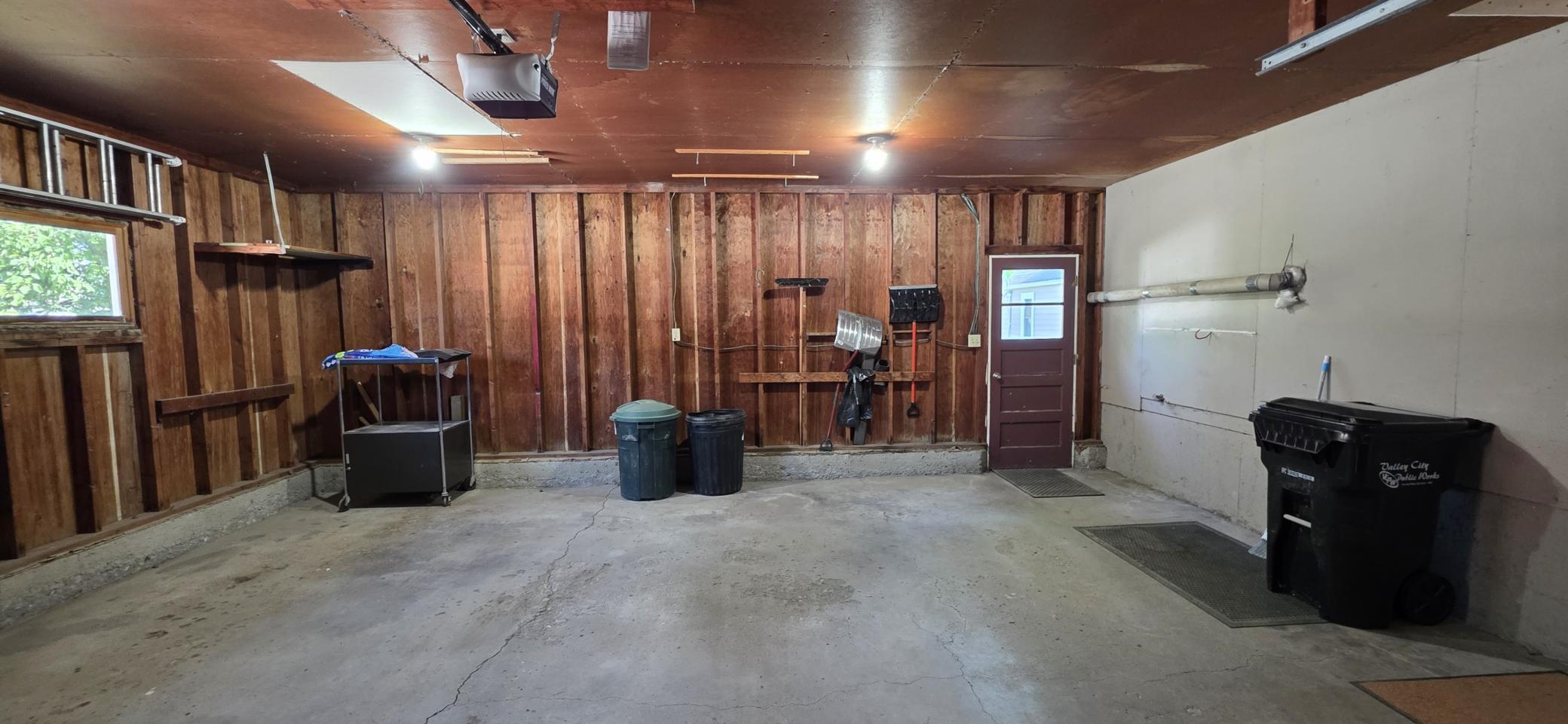 351 5th Street NW, Valley City ND 58072 - Photo 51 of 56