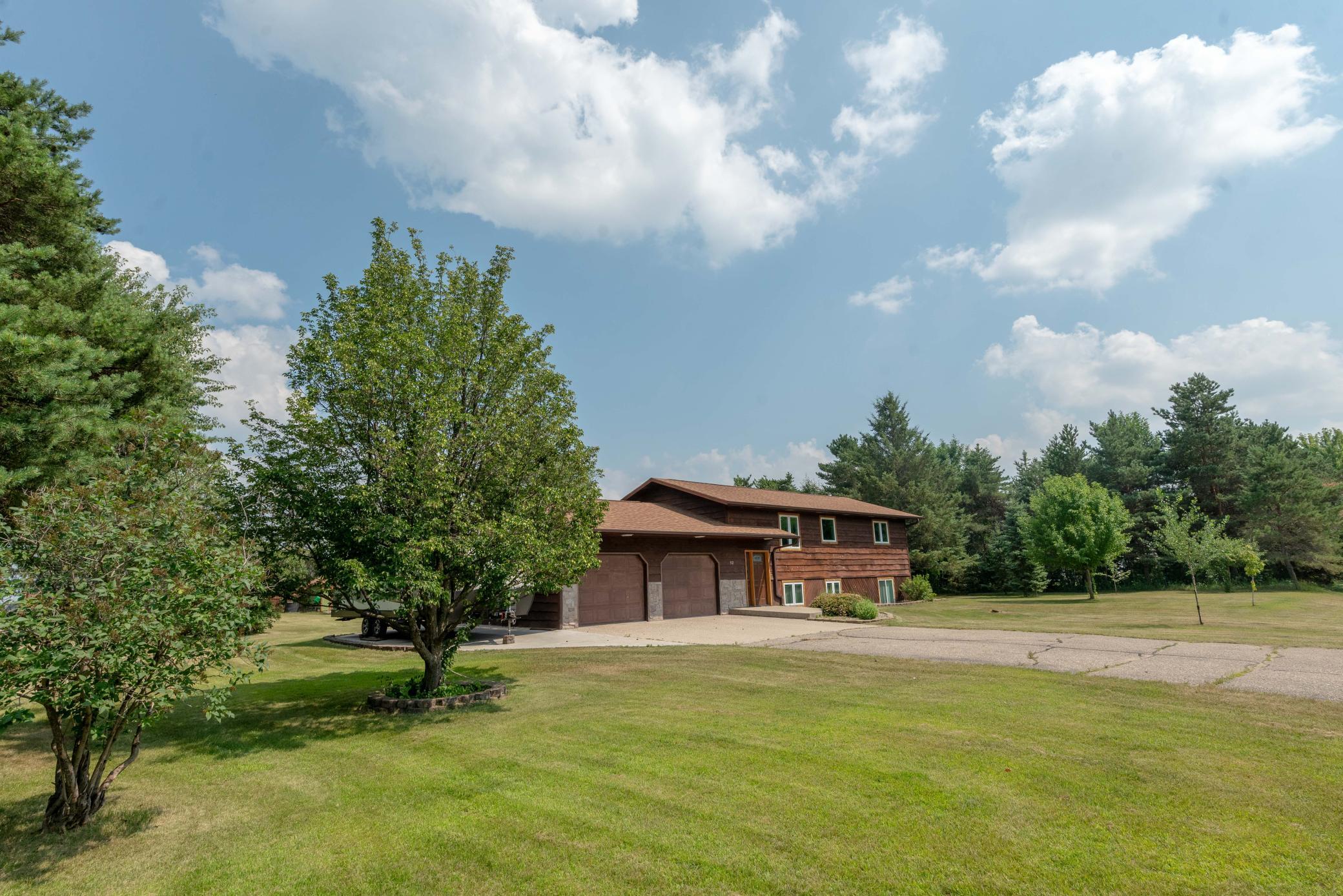 512 Pinetree Drive, Perham MN 56573 - Photo 3 of 31