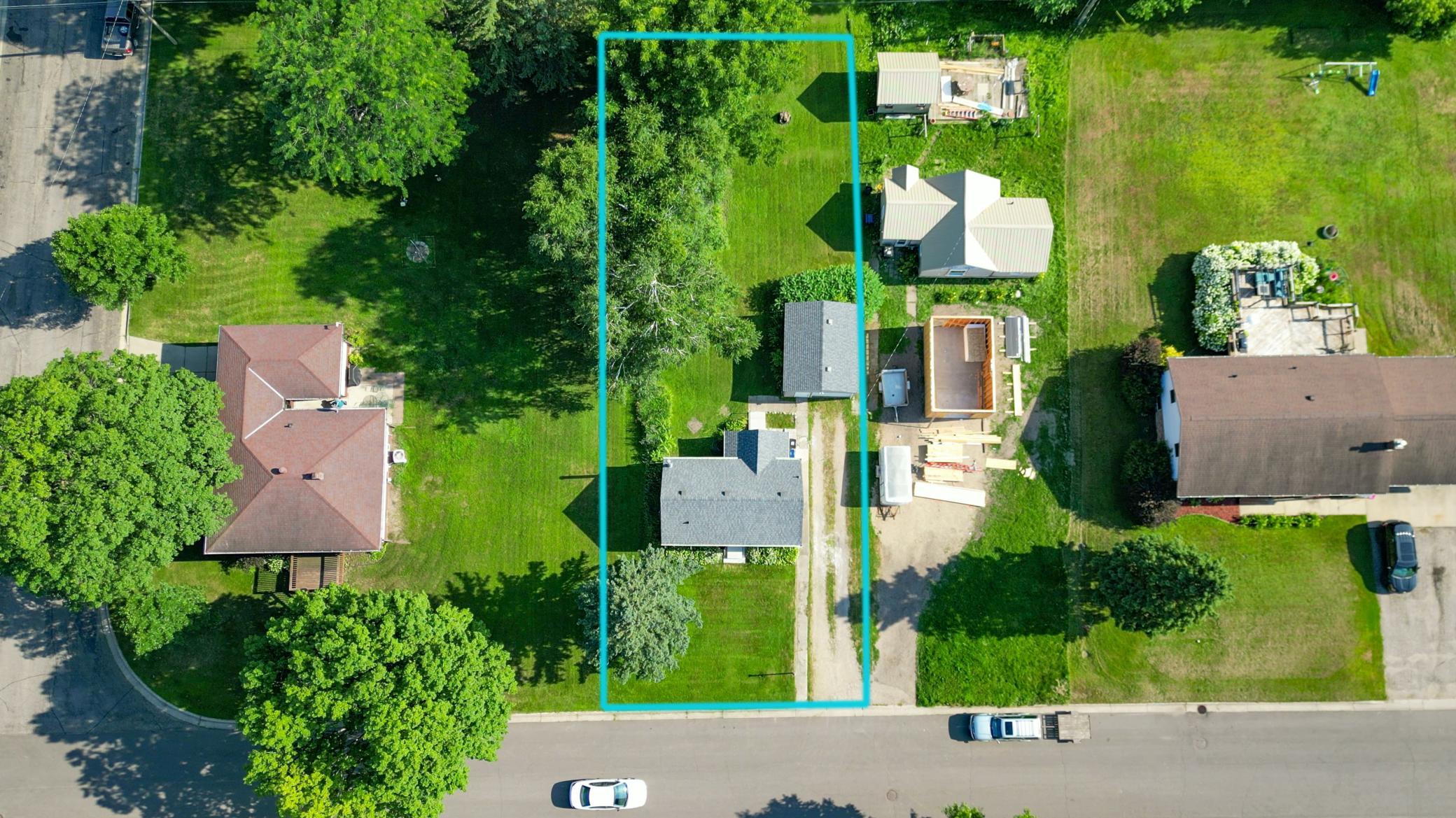 620 E Adolphus Avenue, Fergus Falls MN 56537 - Photo 4 of 9
