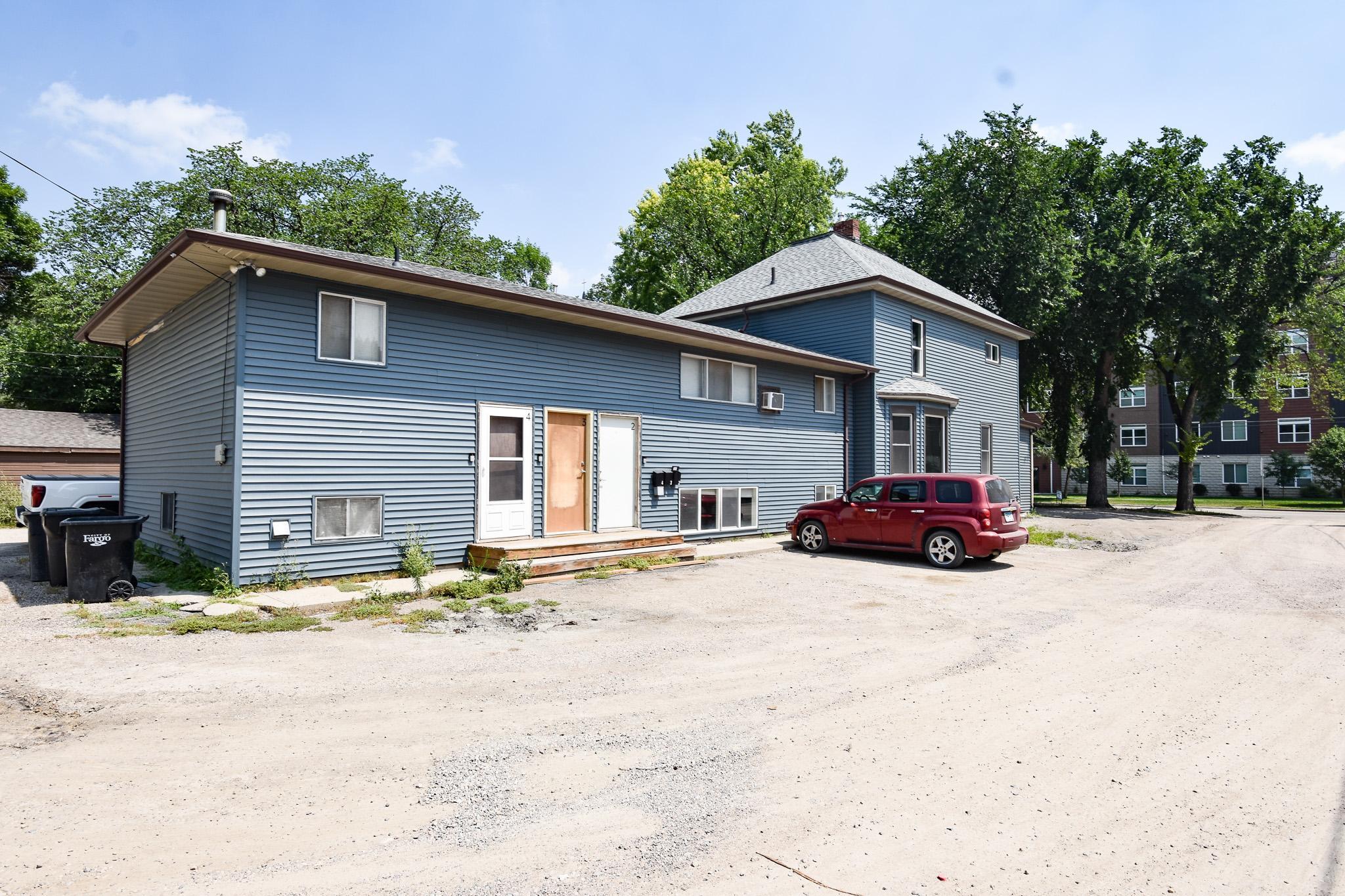 1114 UNIVERSITY Drive N, Fargo ND 58102 - Photo 29 of 39