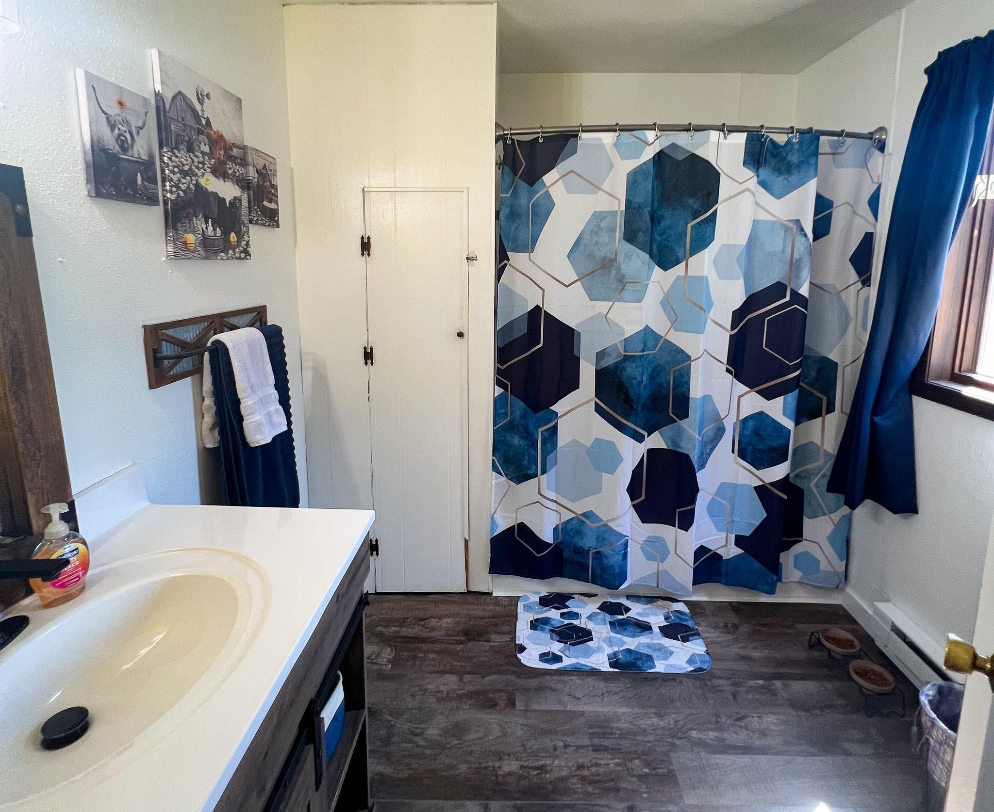 1900 single family home for sale at 212 Norman Avenue NW in Twin Valley, MN — 2 bed, 1 bath (photo 17 of 28)