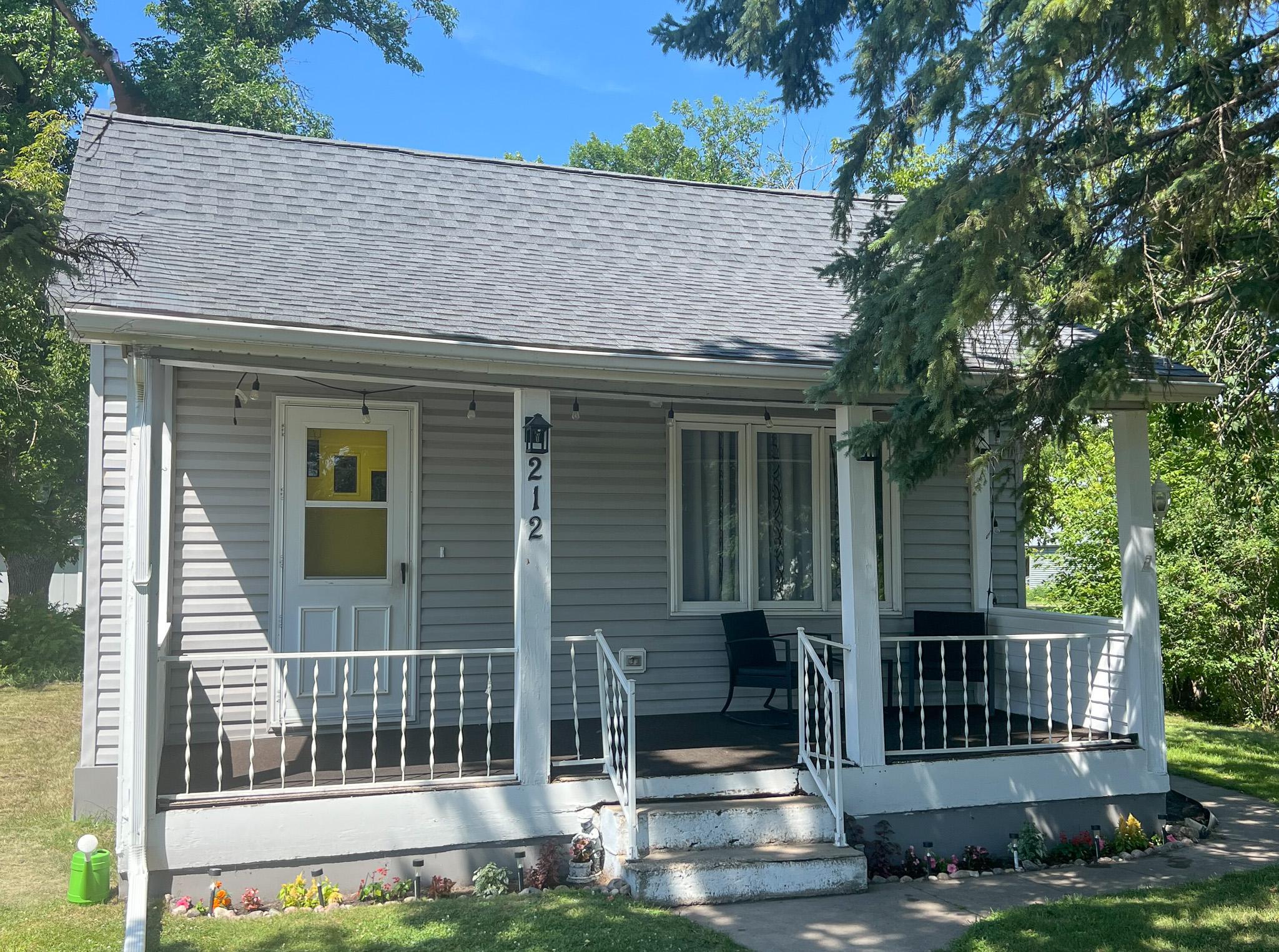 1900 single family home for sale at 212 Norman Avenue NW in Twin Valley, MN — 2 bed, 1 bath (photo 21 of 28)