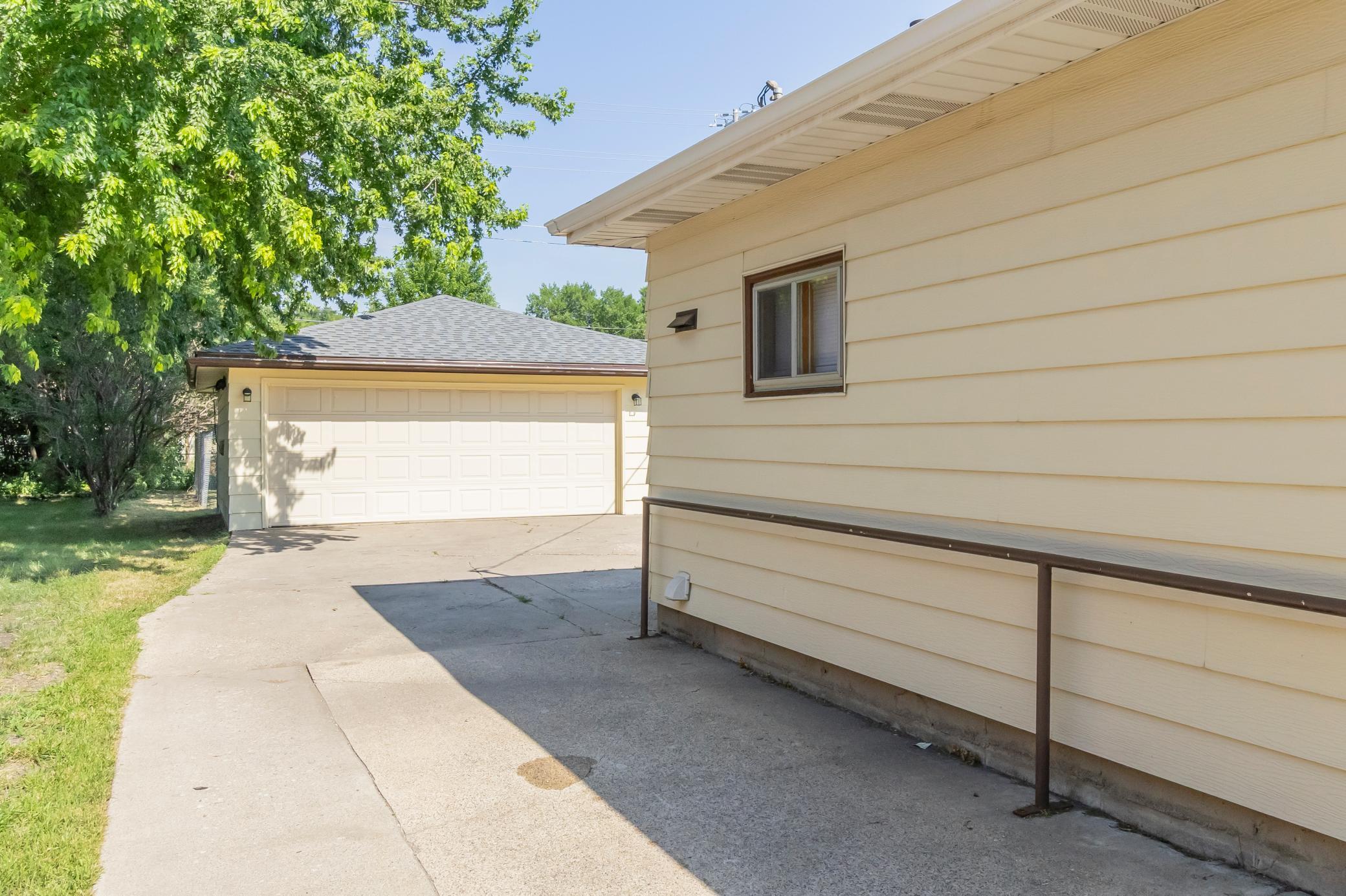 1618 17th Street S, Fargo ND 58103 - Photo 54 of 79