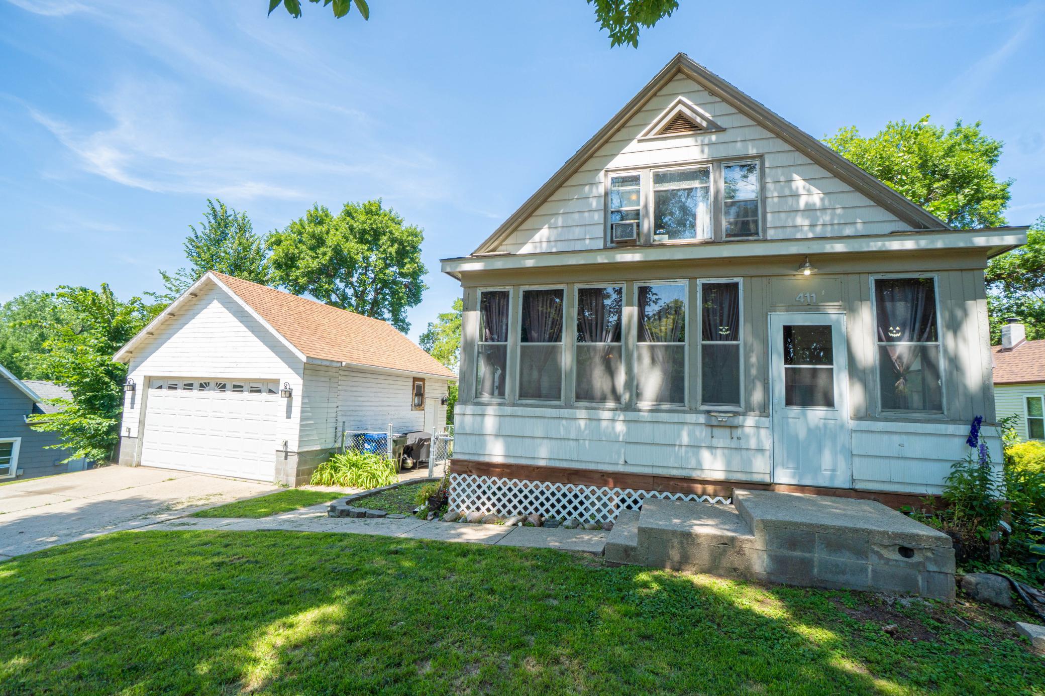 411 E Gustavus Avenue, Fergus Falls MN 56537 - Photo 2 of 41