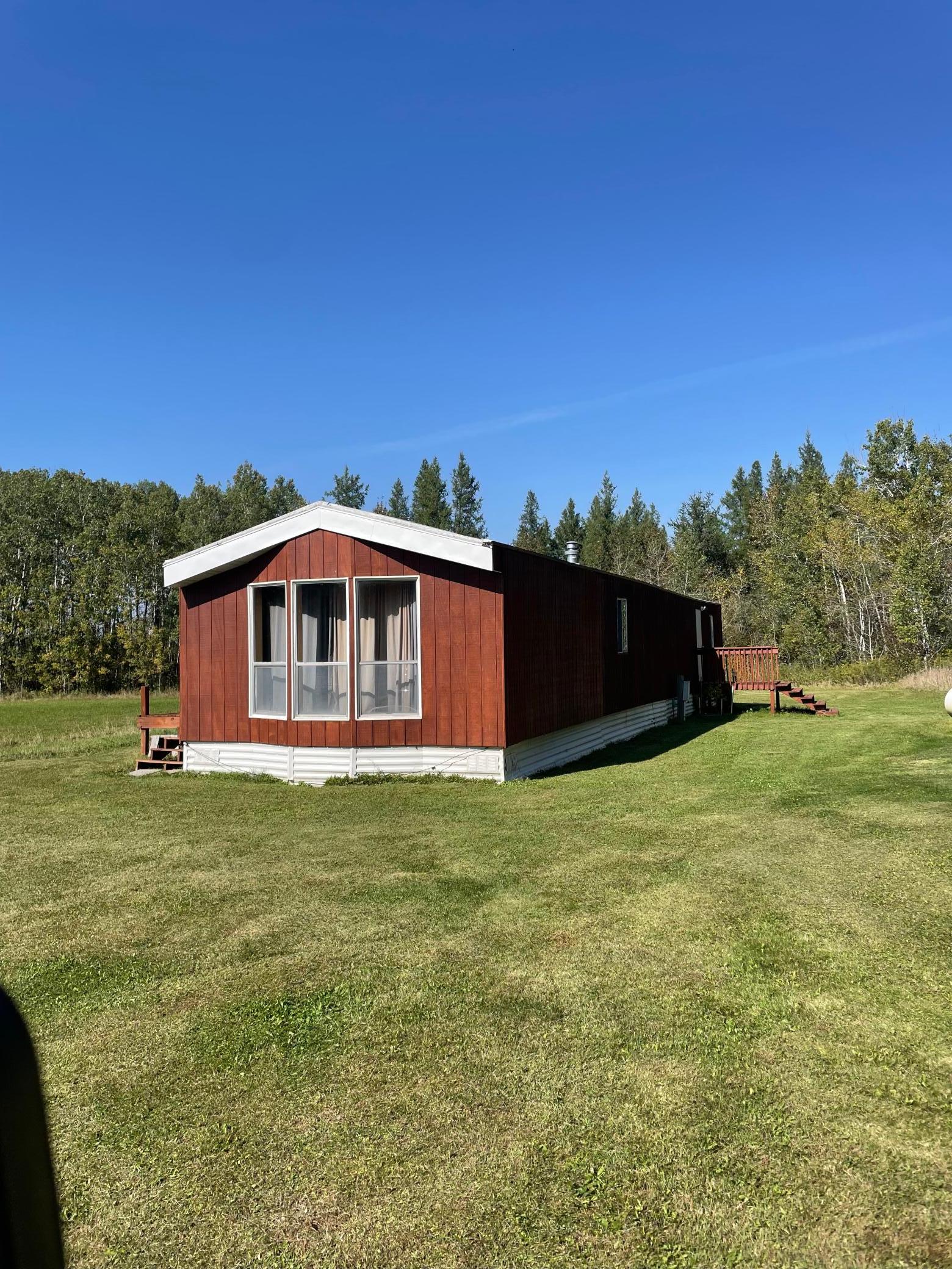 1985 single family home for sale at 38949 Nature Avenue in Aitkin, MN — 3 bed, 1 bath (photo 2 of 10)
