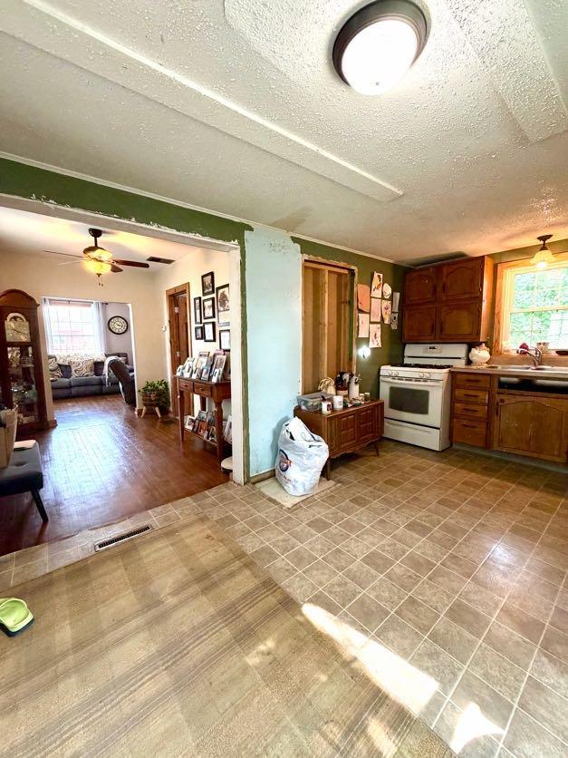1894 single family home for sale at 109 Main Avenue S in New York Mills, MN — 2 bed, 2 bath (photo 24 of 26)