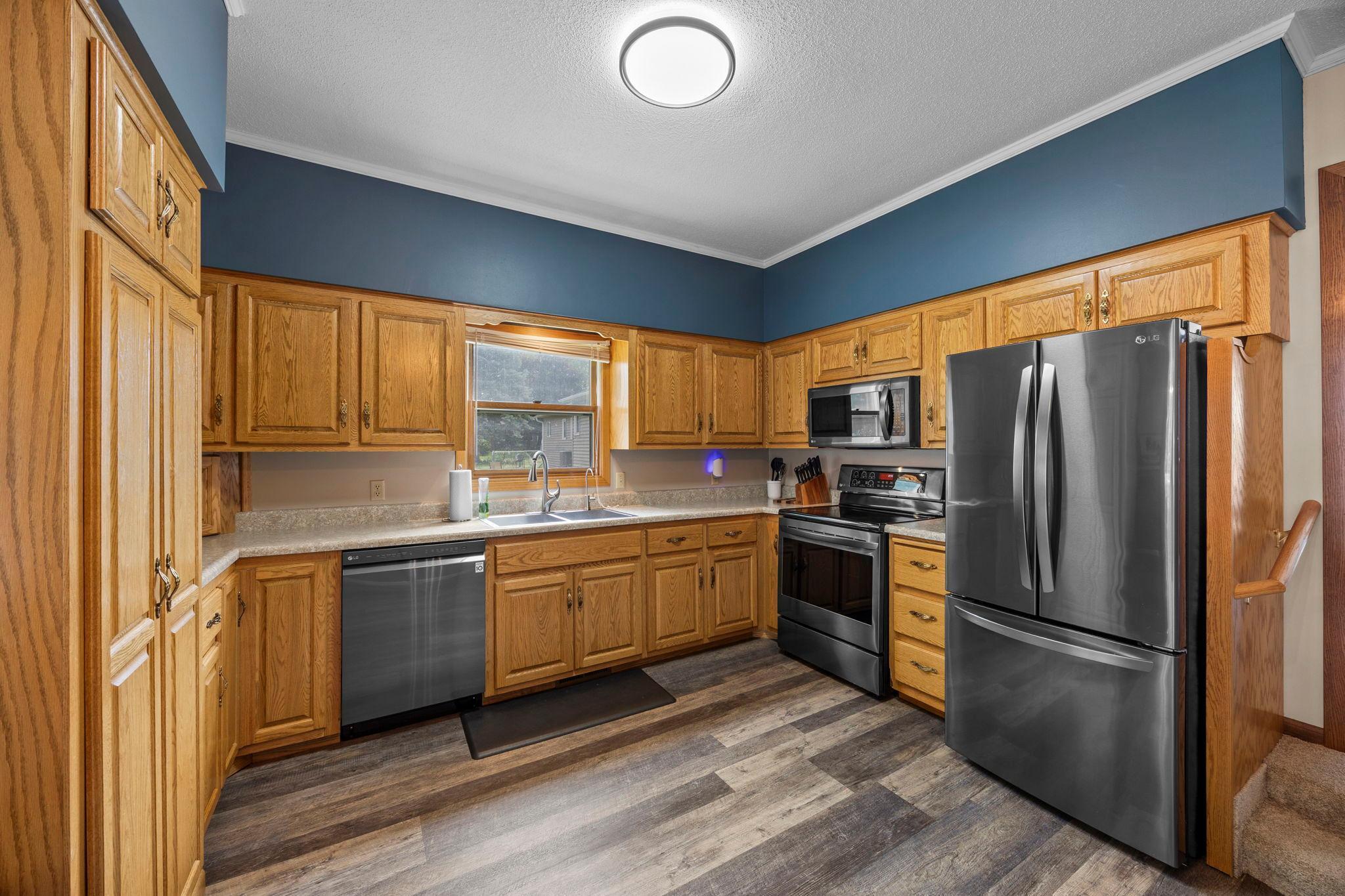 11383 Alcott Drive, Sauk Centre MN 56378 - Photo 5 of 33