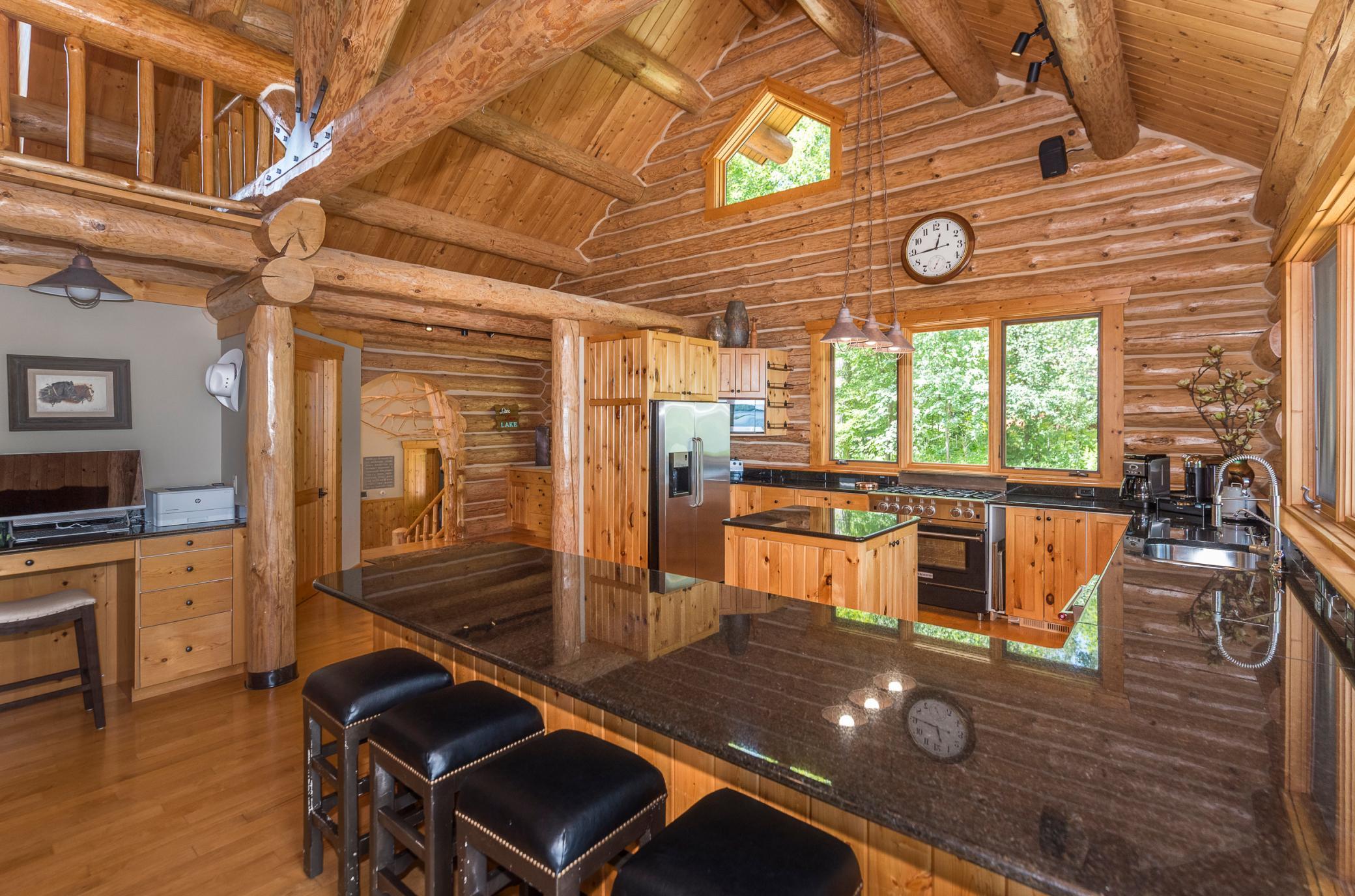 1998 single family home for sale at 2468 Maple Drive SW in Nisswa, MN — 6 bed, 9 bath (photo 9 of 61)