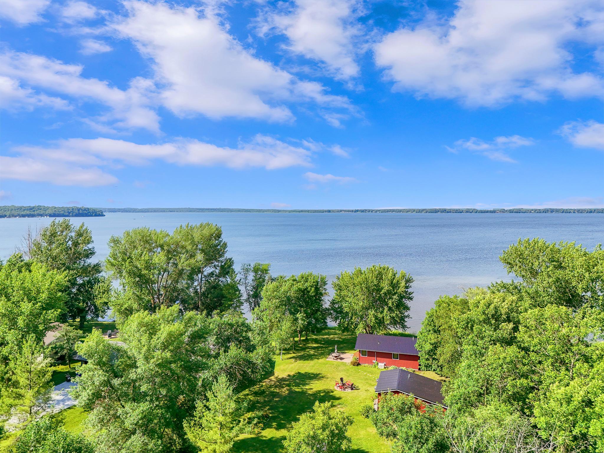 45565 Whispering Sands Ln, Perham MN 56573 - Photo 4 of 46