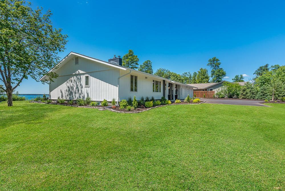 1969 single family home for sale at 22609 Hole In The Day Drive in Nisswa, MN — 5 bed, 3 bath (photo 2 of 47)