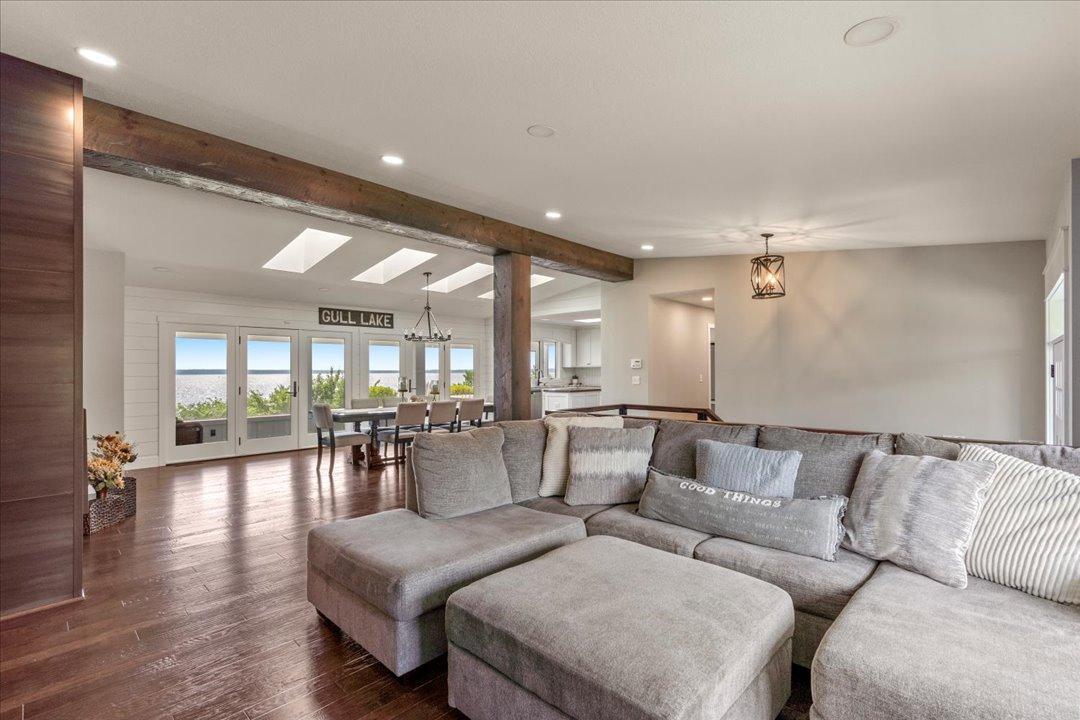 1969 single family home for sale at 22609 Hole In The Day Drive in Nisswa, MN — 5 bed, 3 bath (photo 11 of 47)