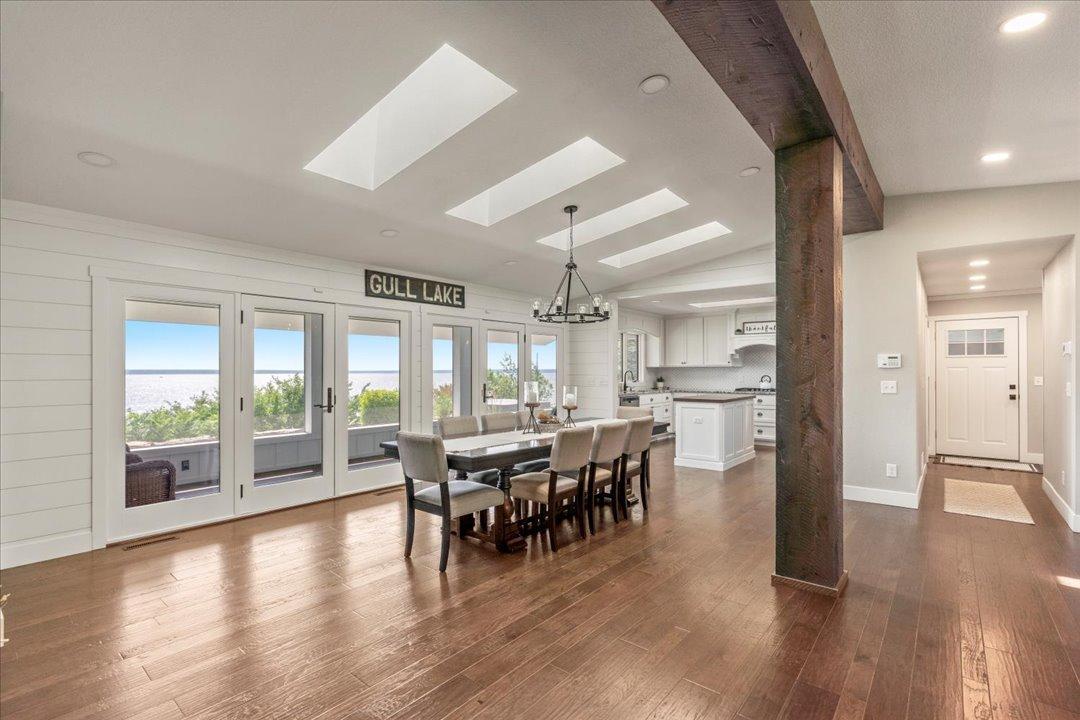 1969 single family home for sale at 22609 Hole In The Day Drive in Nisswa, MN — 5 bed, 3 bath (photo 12 of 47)