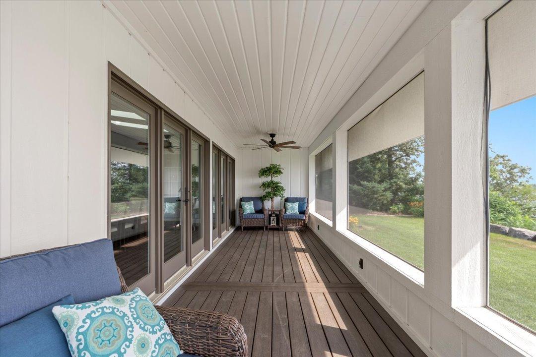 1969 single family home for sale at 22609 Hole In The Day Drive in Nisswa, MN — 5 bed, 3 bath (photo 24 of 47)