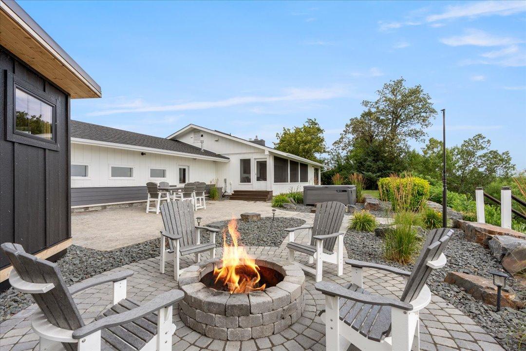 1969 single family home for sale at 22609 Hole In The Day Drive in Nisswa, MN — 5 bed, 3 bath (photo 28 of 47)