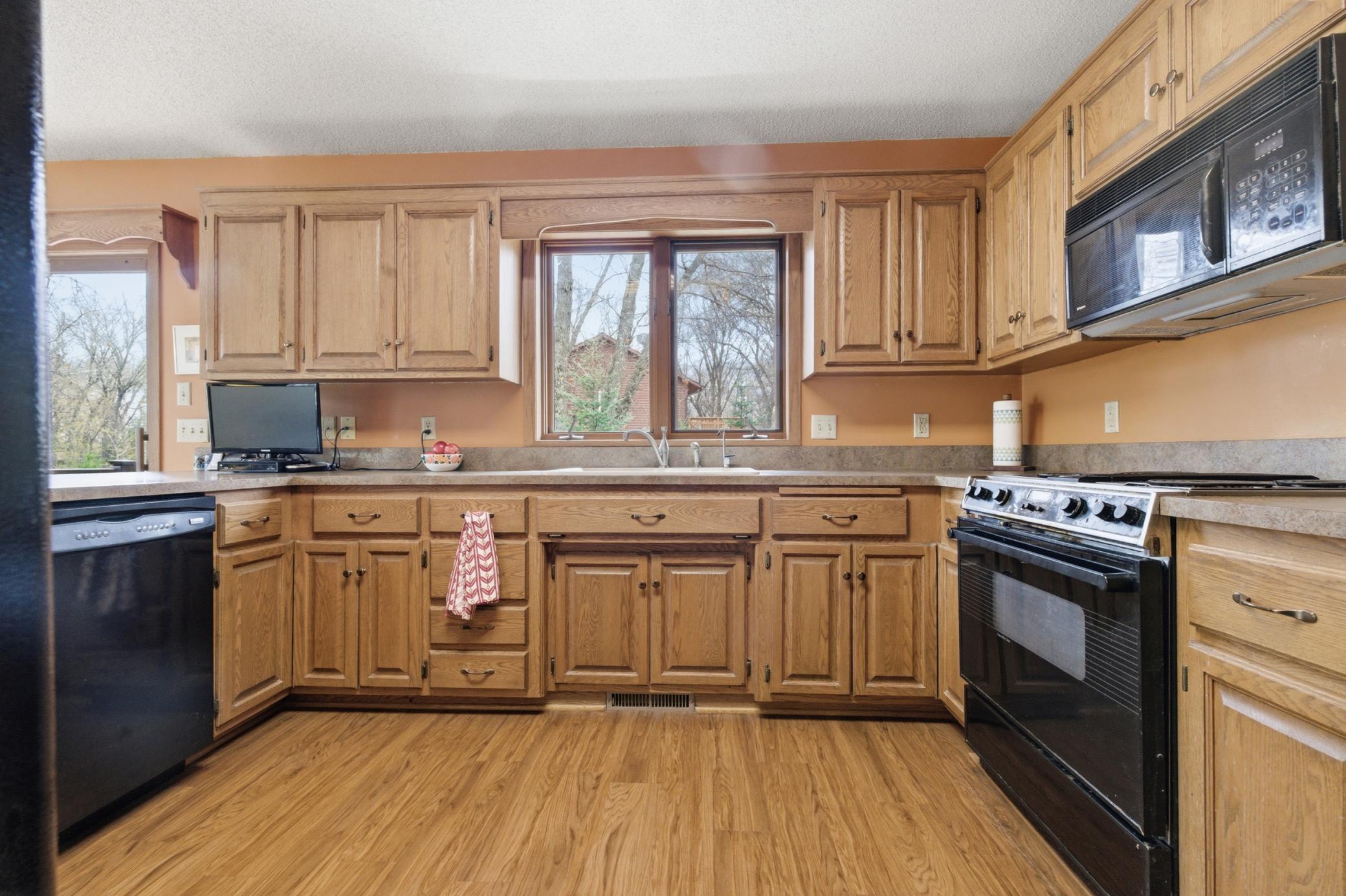 13111 Timberlane Drive, Baxter MN 56425 - Photo 9 of 35
