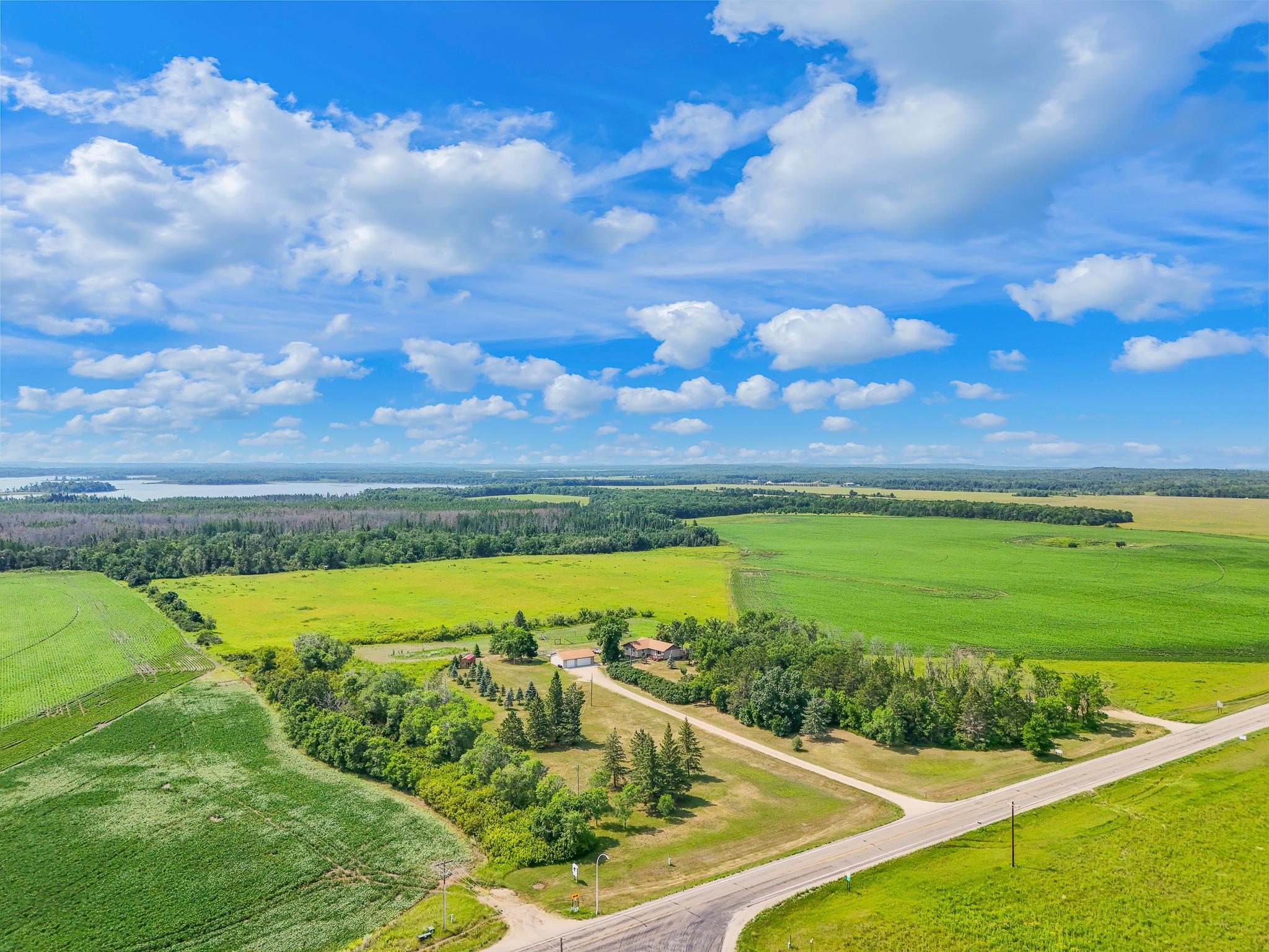 1978 single family home for sale at 32745 Co Hwy 37 in Ponsford, MN — 3 bed, 2 bath (photo 3 of 61)