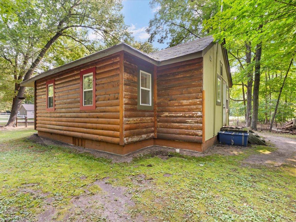 1960 single family home for sale at 8633 Interlachen Road in Nisswa, MN — 2 bed, 1 bath (photo 19 of 23)