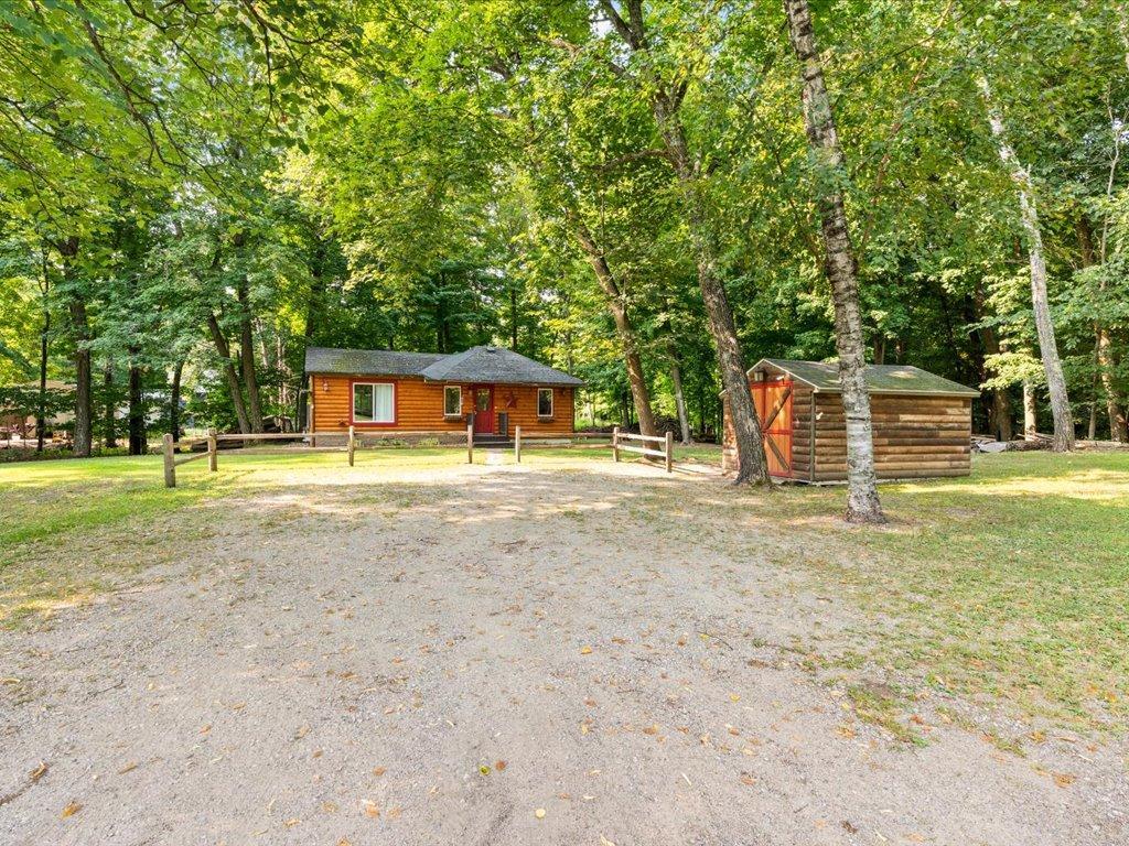 1960 single family home for sale at 8633 Interlachen Road in Nisswa, MN — 2 bed, 1 bath (photo 23 of 23)