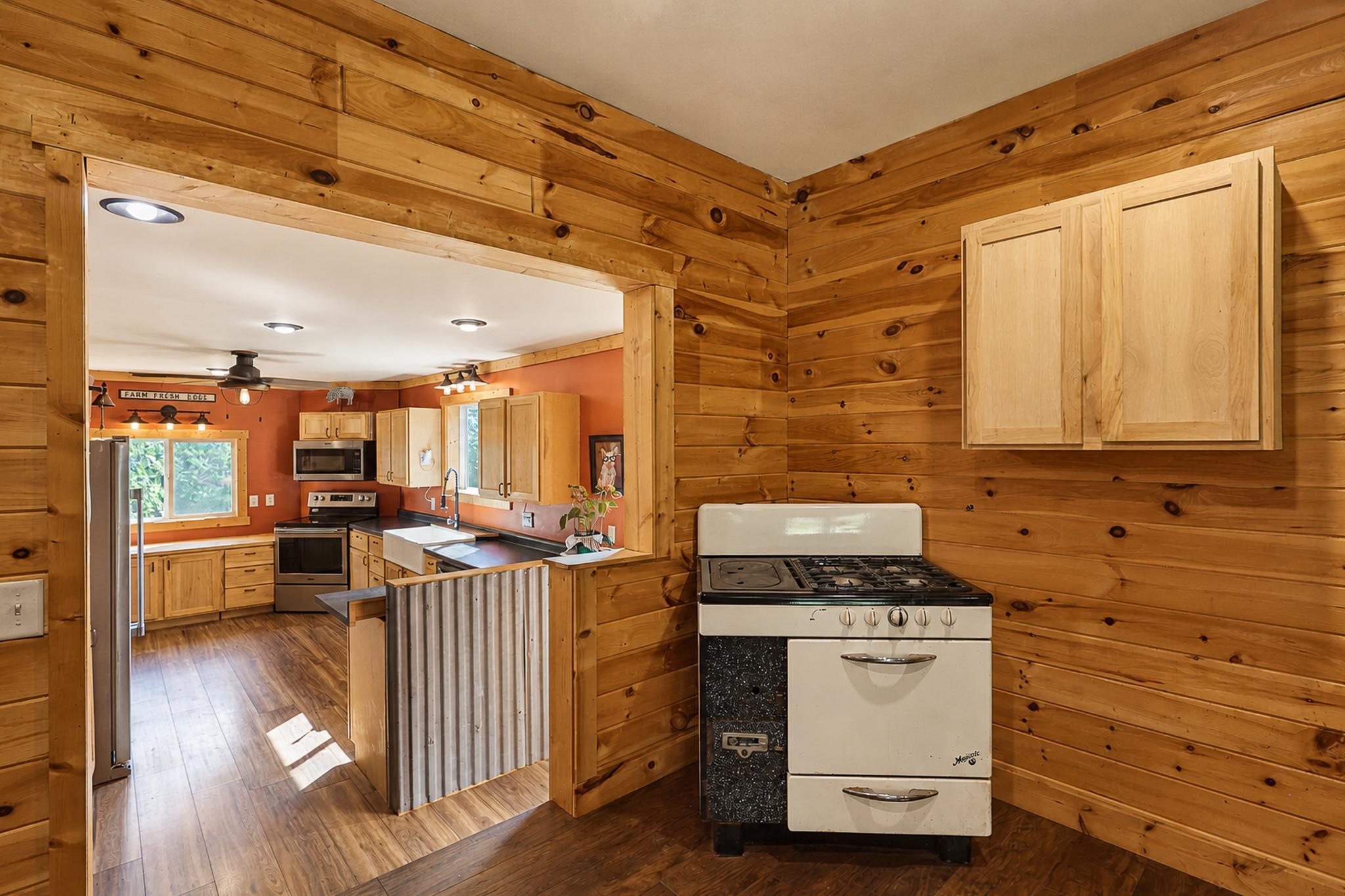 1920 single family home for sale at 14844 129th Avenue in Park Rapids, MN — 3 bed, 2 bath (photo 43 of 62)