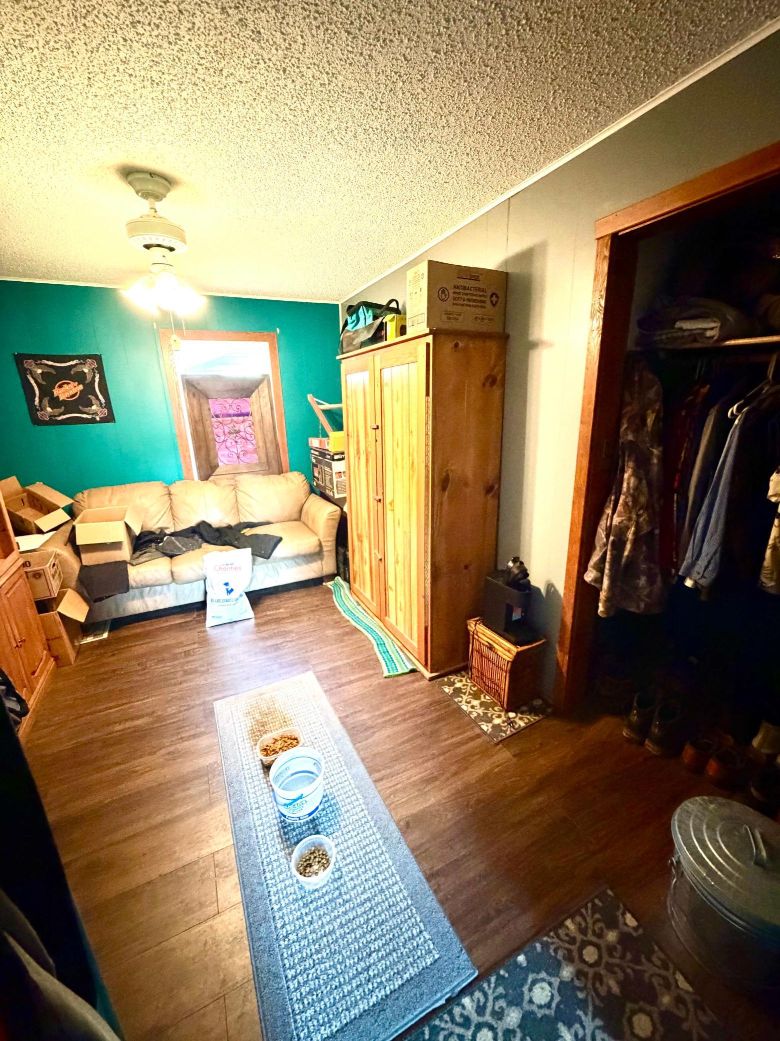 1889 single family home for sale at 318 2nd Street SE in Hallock, MN — 3 bed, 2 bath (photo 20 of 25)