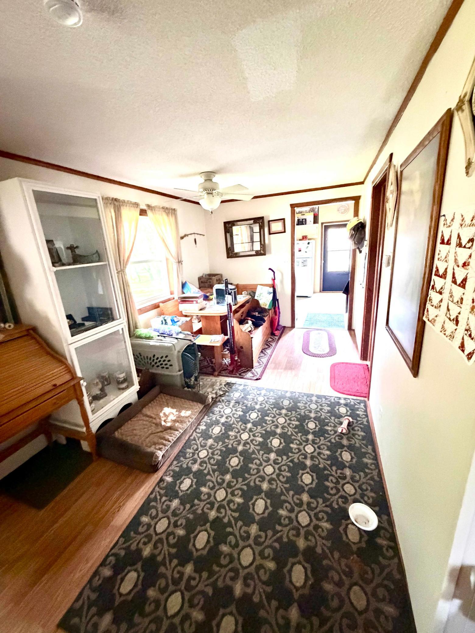 1889 single family home for sale at 318 2nd Street SE in Hallock, MN — 3 bed, 2 bath (photo 8 of 25)