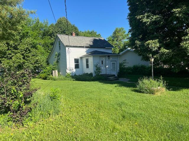 317 1st Avenue SW, Hankinson ND 58041 - Photo 2 of 25