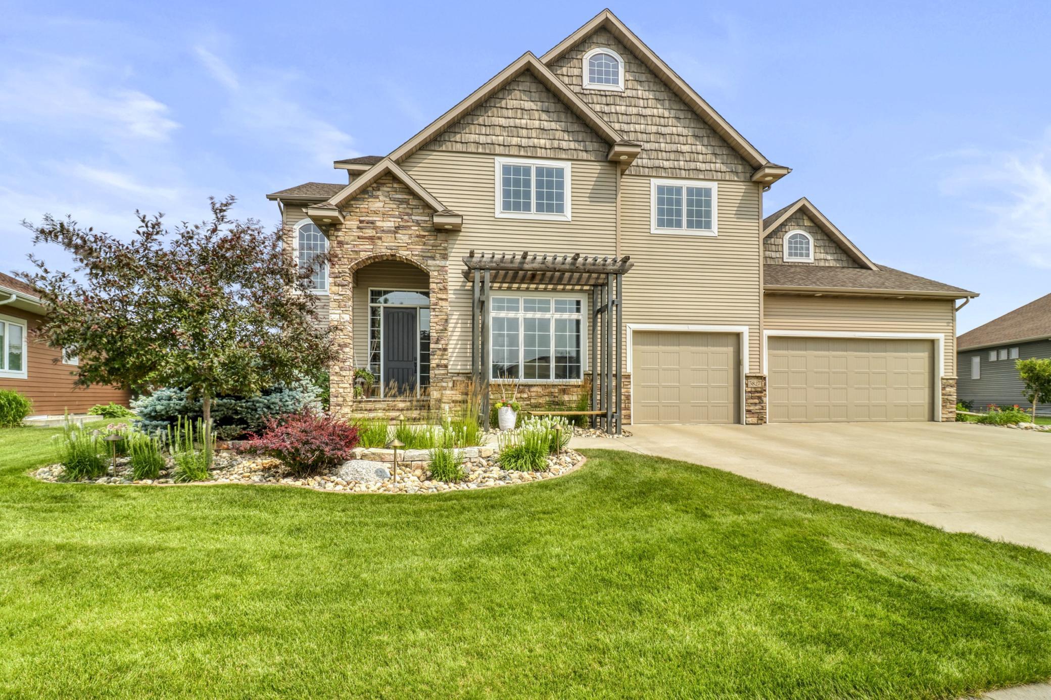 5827 Silverleaf Drive S, Fargo ND 58104 - Photo 52 of 62