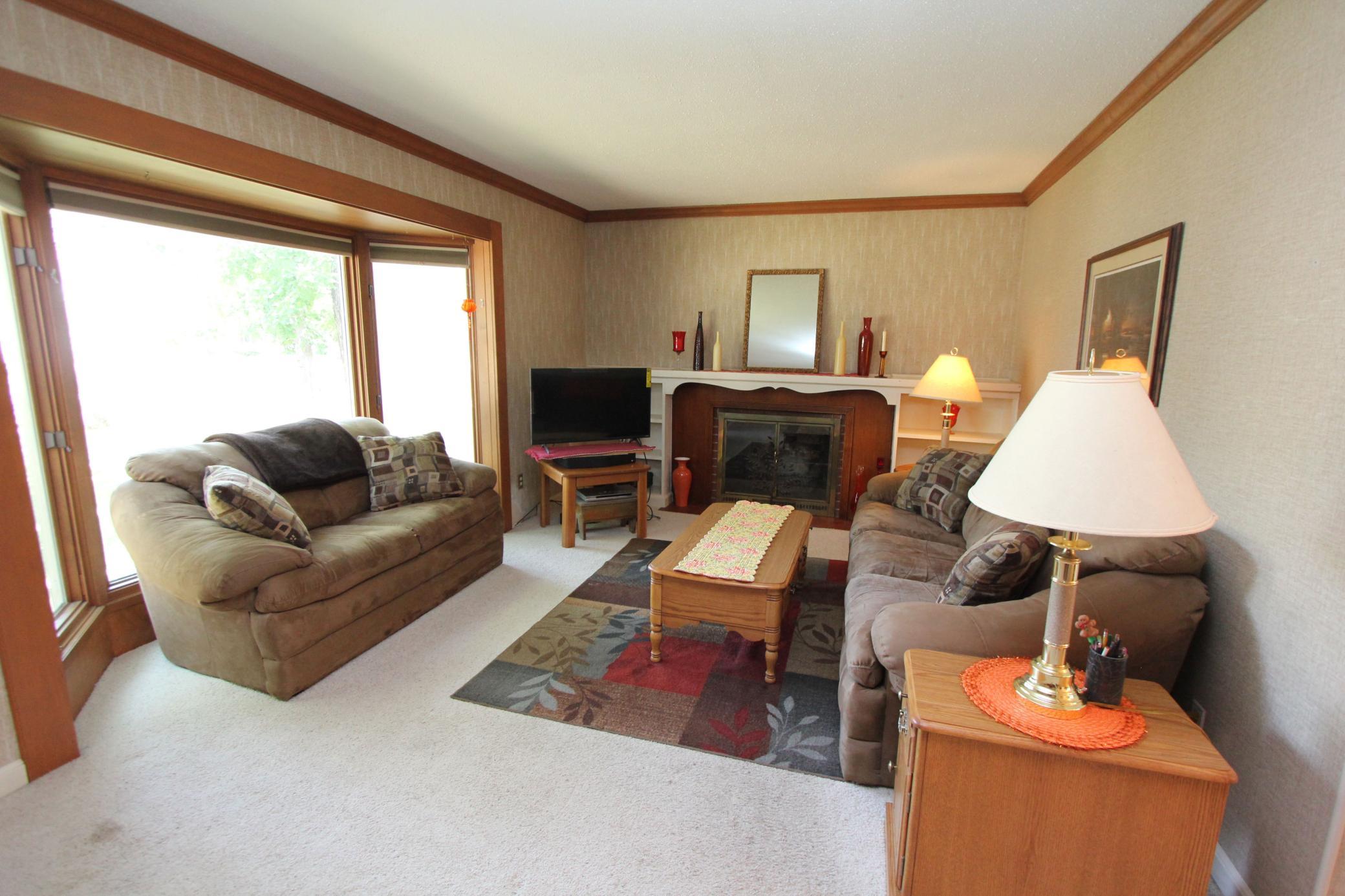 1942 single family home for sale at 312 Kendall Avenue N in Thief River Falls, MN — 4 bed, 2 bath (photo 14 of 48)
