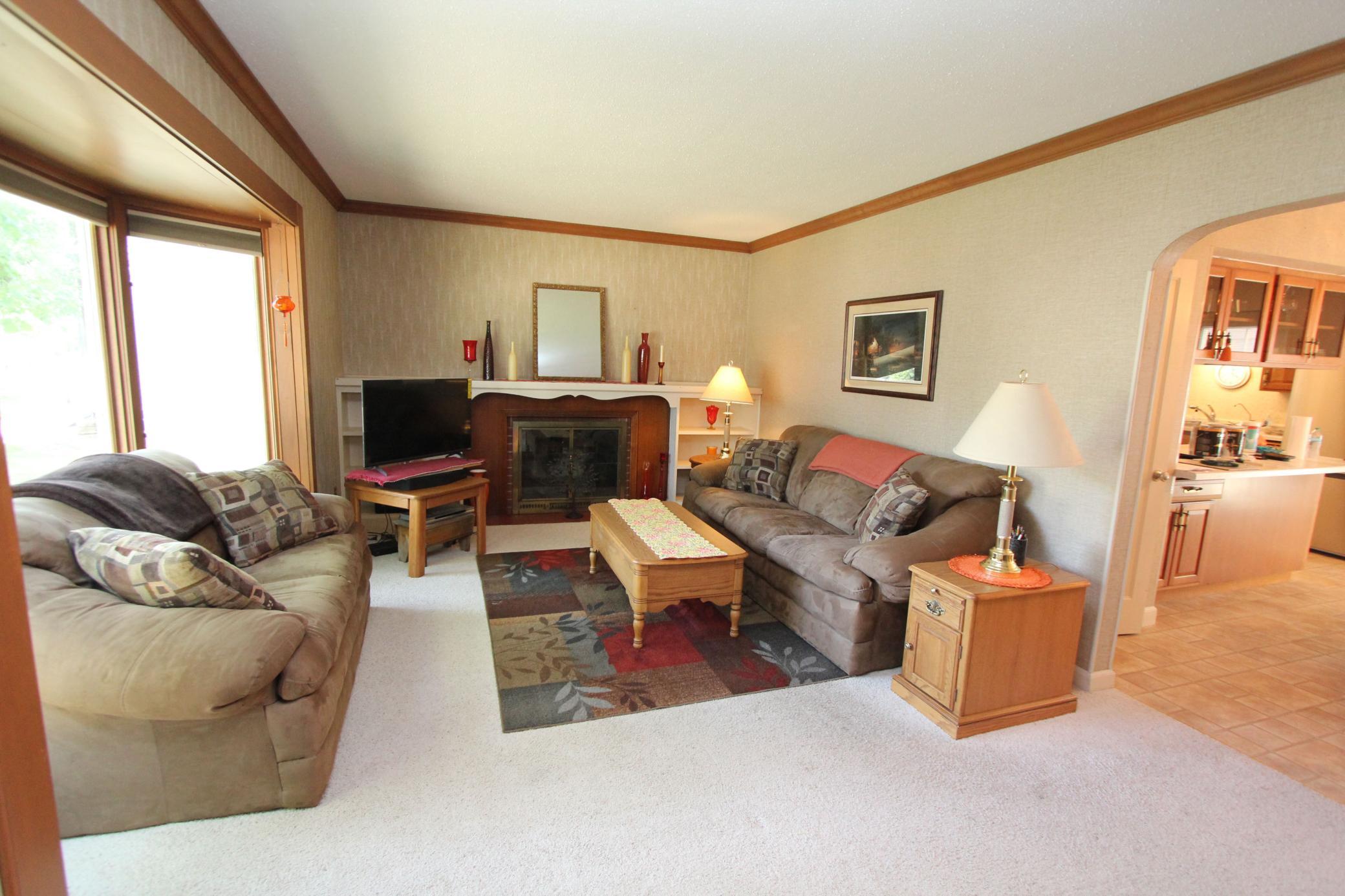 1942 single family home for sale at 312 Kendall Avenue N in Thief River Falls, MN — 4 bed, 2 bath (photo 18 of 48)