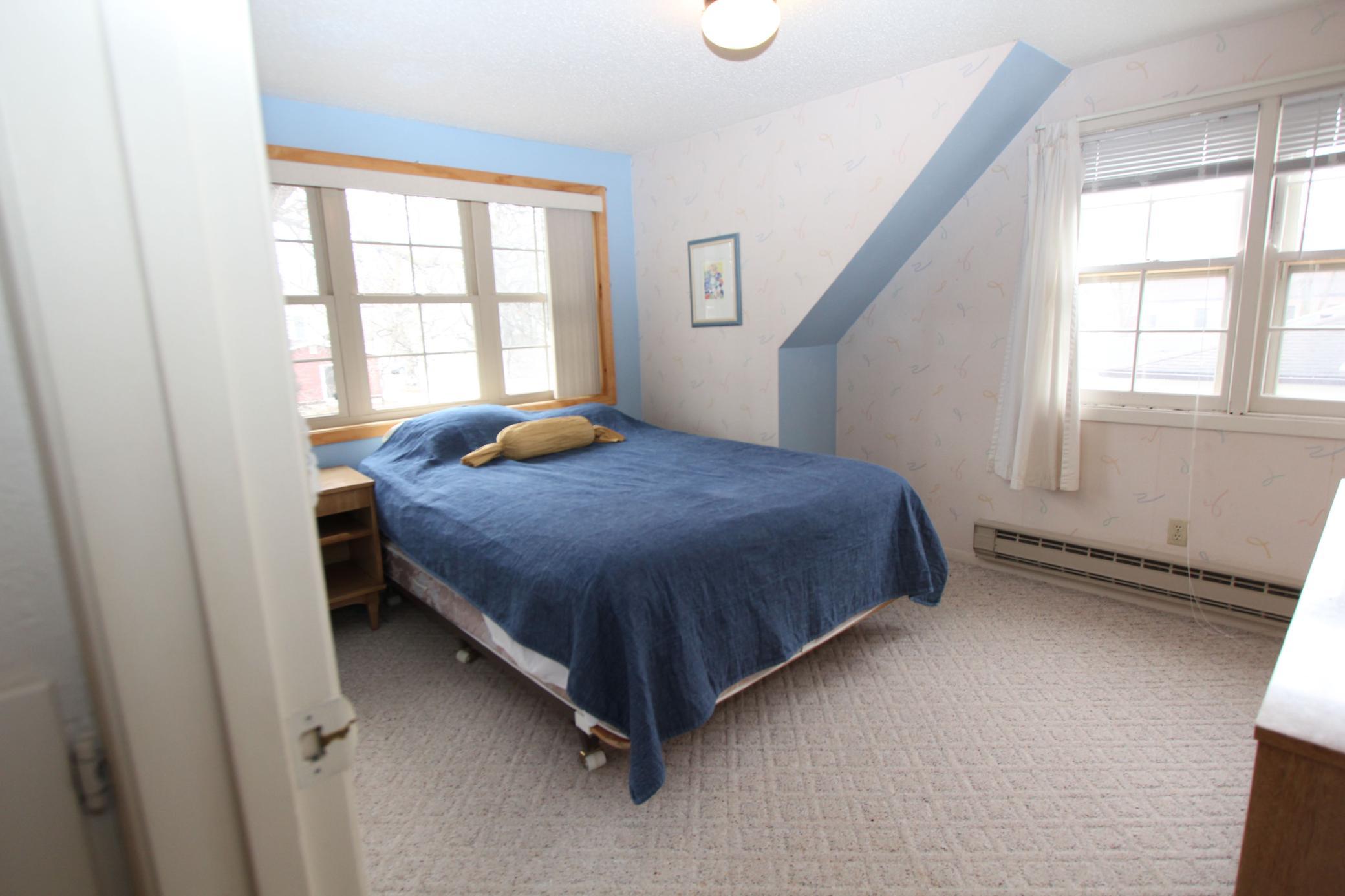 1942 single family home for sale at 312 Kendall Avenue N in Thief River Falls, MN — 4 bed, 2 bath (photo 27 of 48)