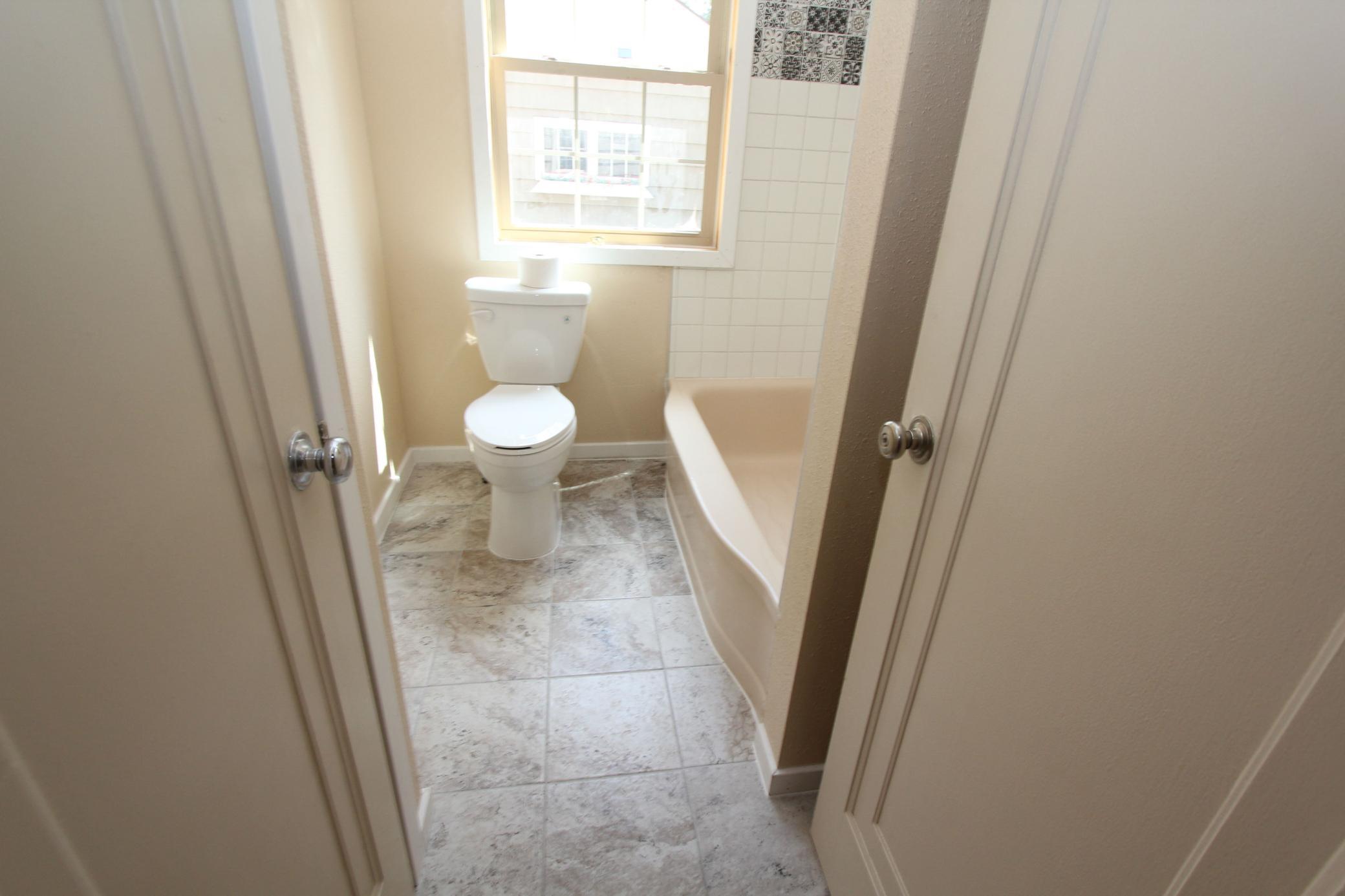 1942 single family home for sale at 312 Kendall Avenue N in Thief River Falls, MN — 4 bed, 2 bath (photo 8 of 48)