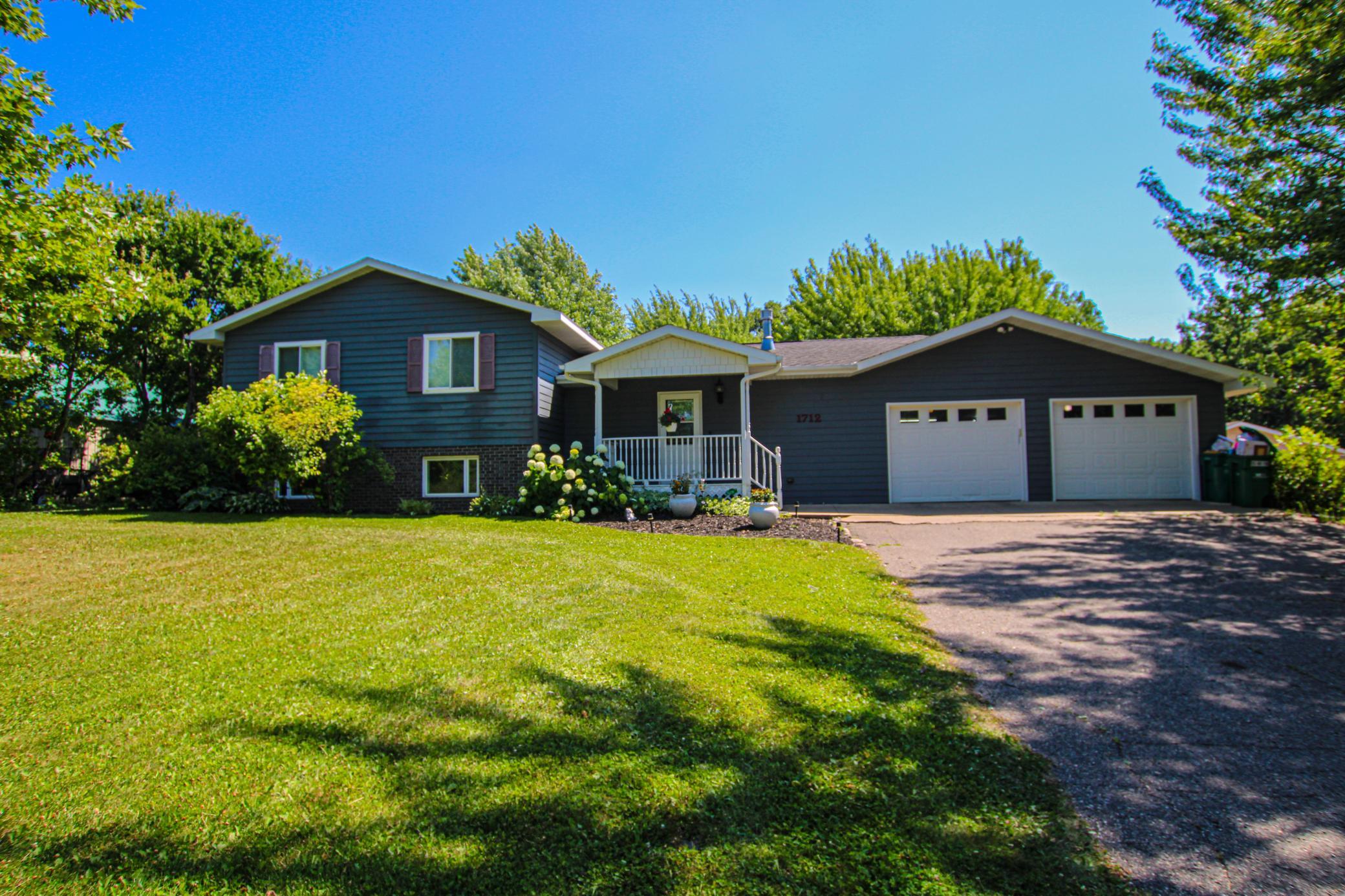 1712 Cranberry Lane NE, Alexandria MN 56308 - Photo 2 of 34