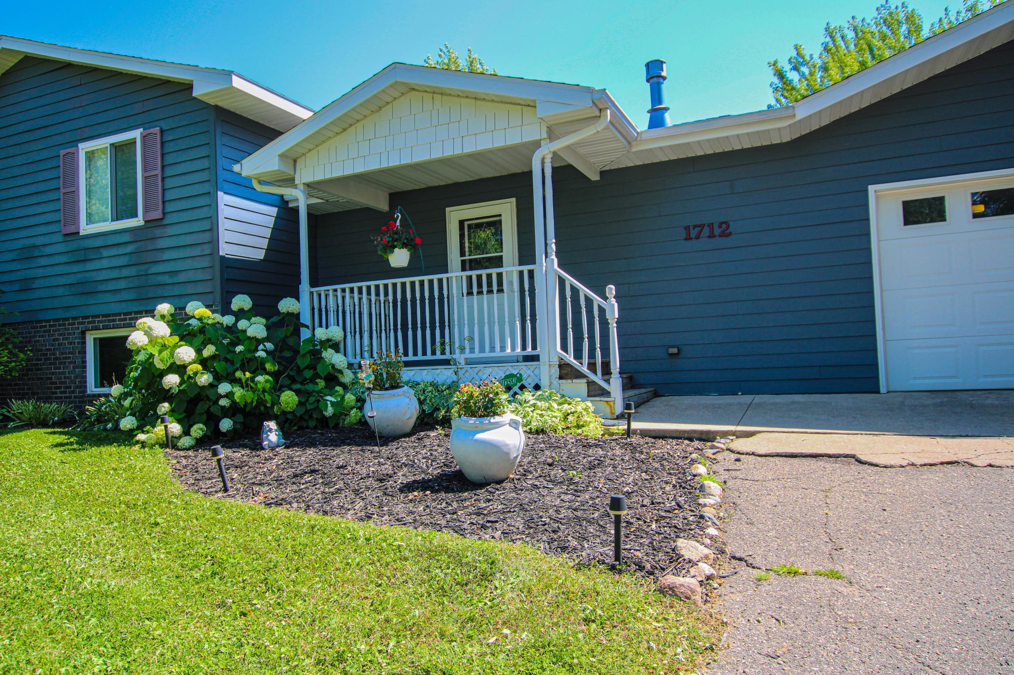 1712 Cranberry Lane NE, Alexandria MN 56308 - Photo 3 of 34